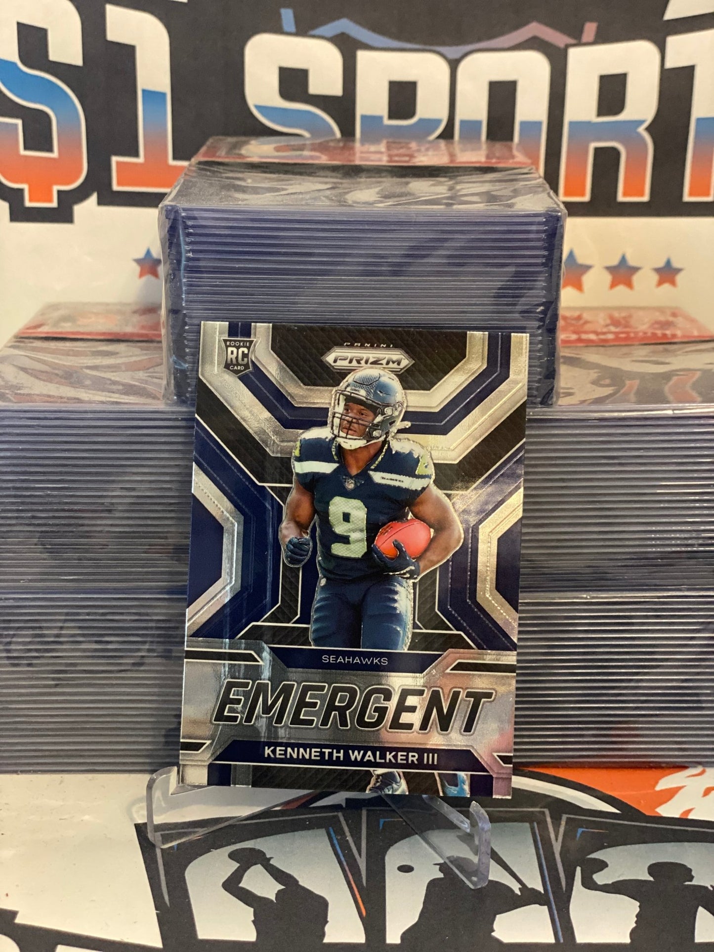 2022 Panini Prizm (Emergent) Kenneth Walker III Rookie #E-12