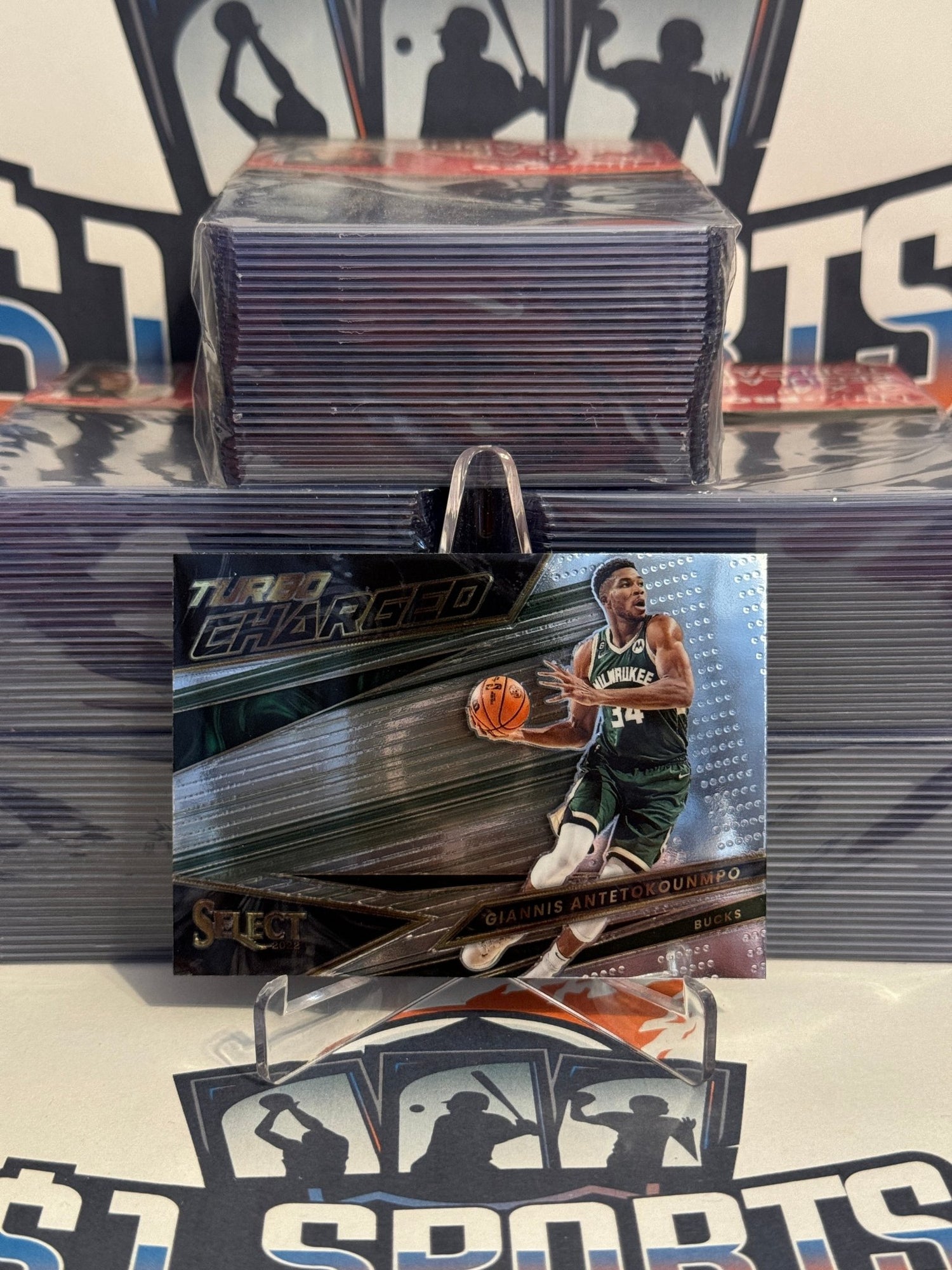 2022 Panini Select (Turbocharged) Giannis Antetokounmpo #10