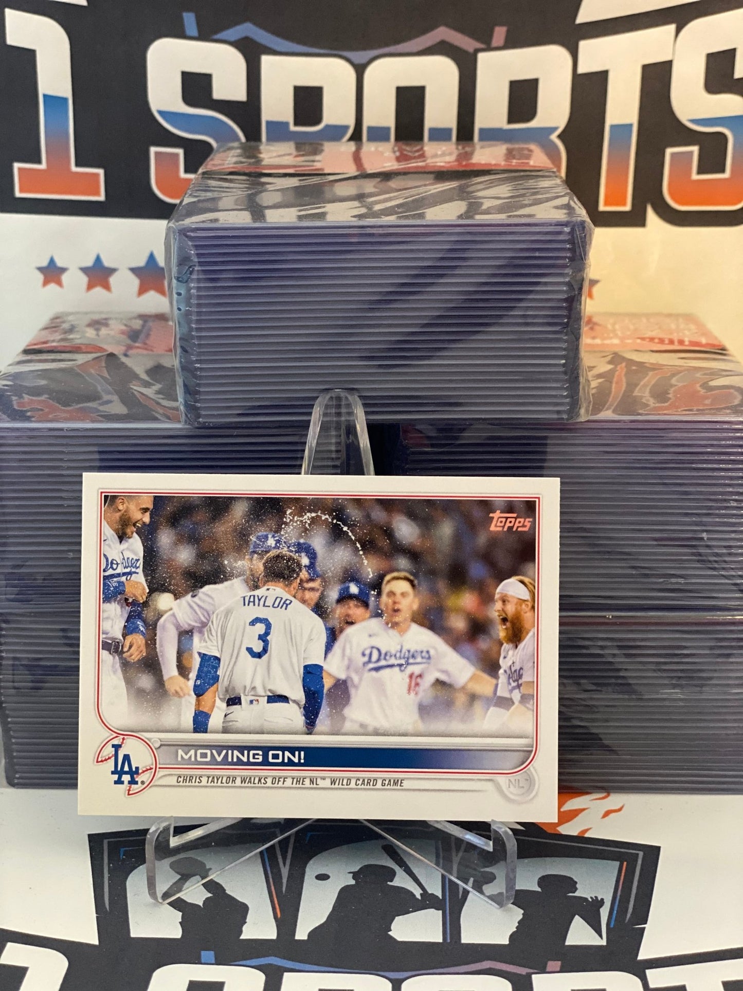 2022 Topps (Moving On!) Chris Taylor #238