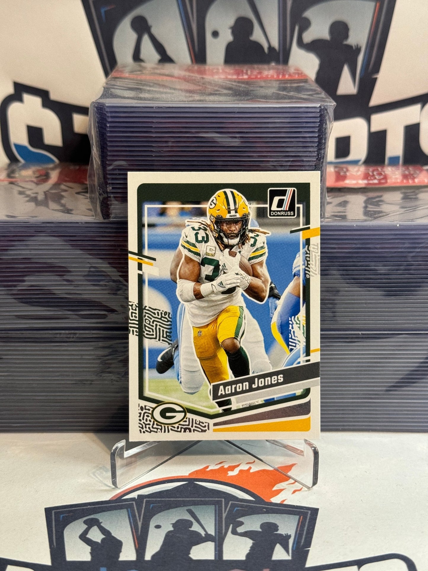 2023 Donruss Aaron Jones #105