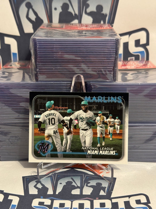 2024 Topps (Marlins Team Card) Bryan De La Cruz #252