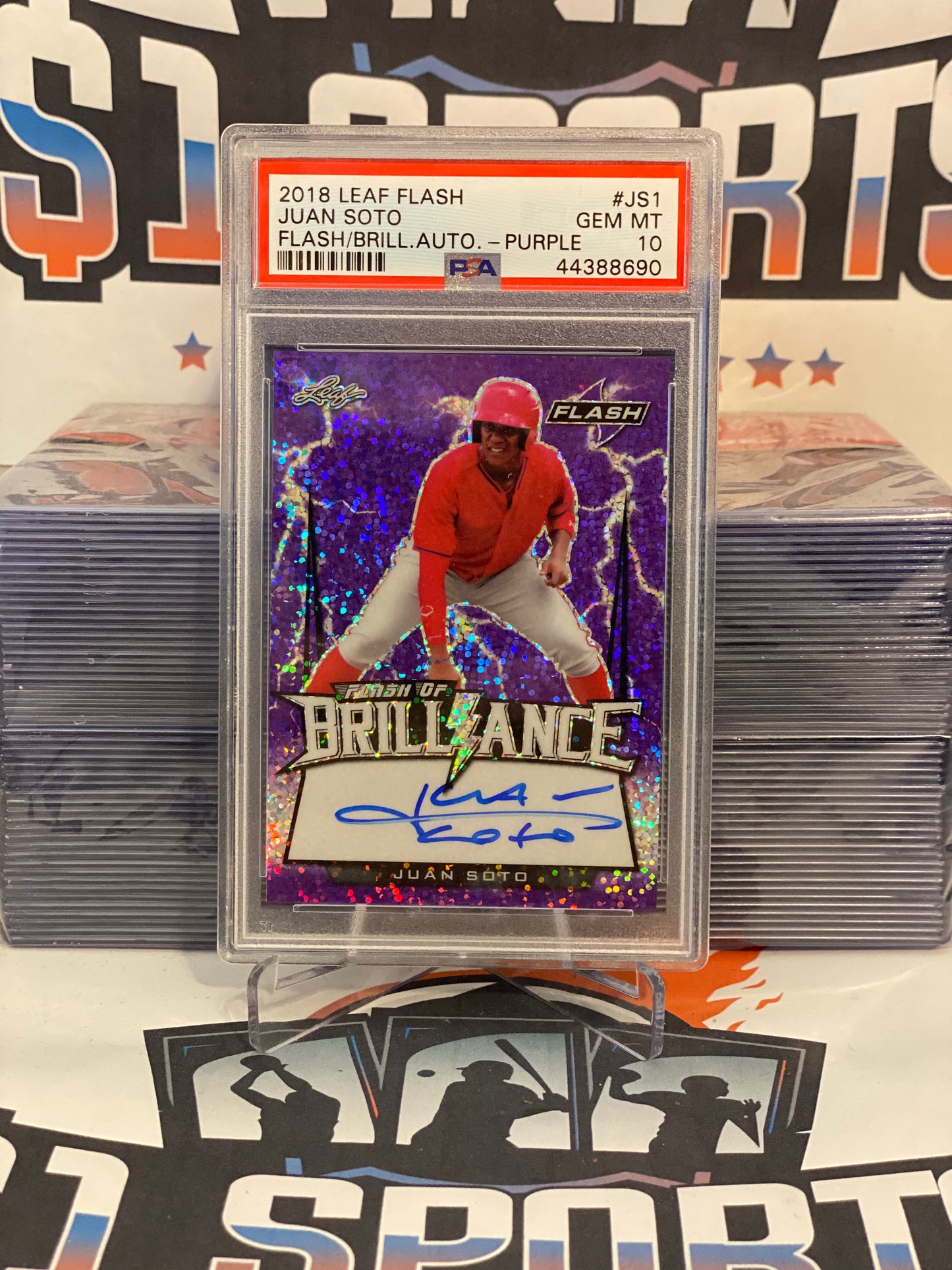 2018 Leaf (Purple, Flash of Brilliance Auto 19/25) Juan Soto #FOB-JS1 - PSA 10