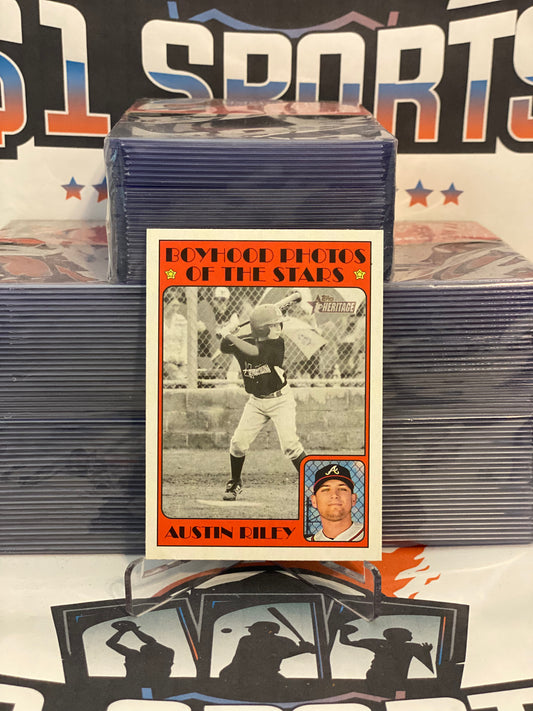 2021 Topps Heritage (Boyhood Photos) Austin Riley #150