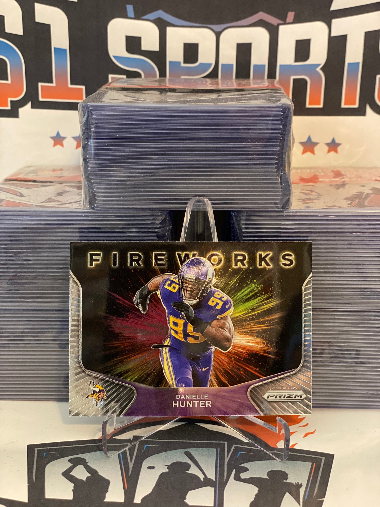 2020 Panini Prizm (Fireworks) Danielle Hunter #23
