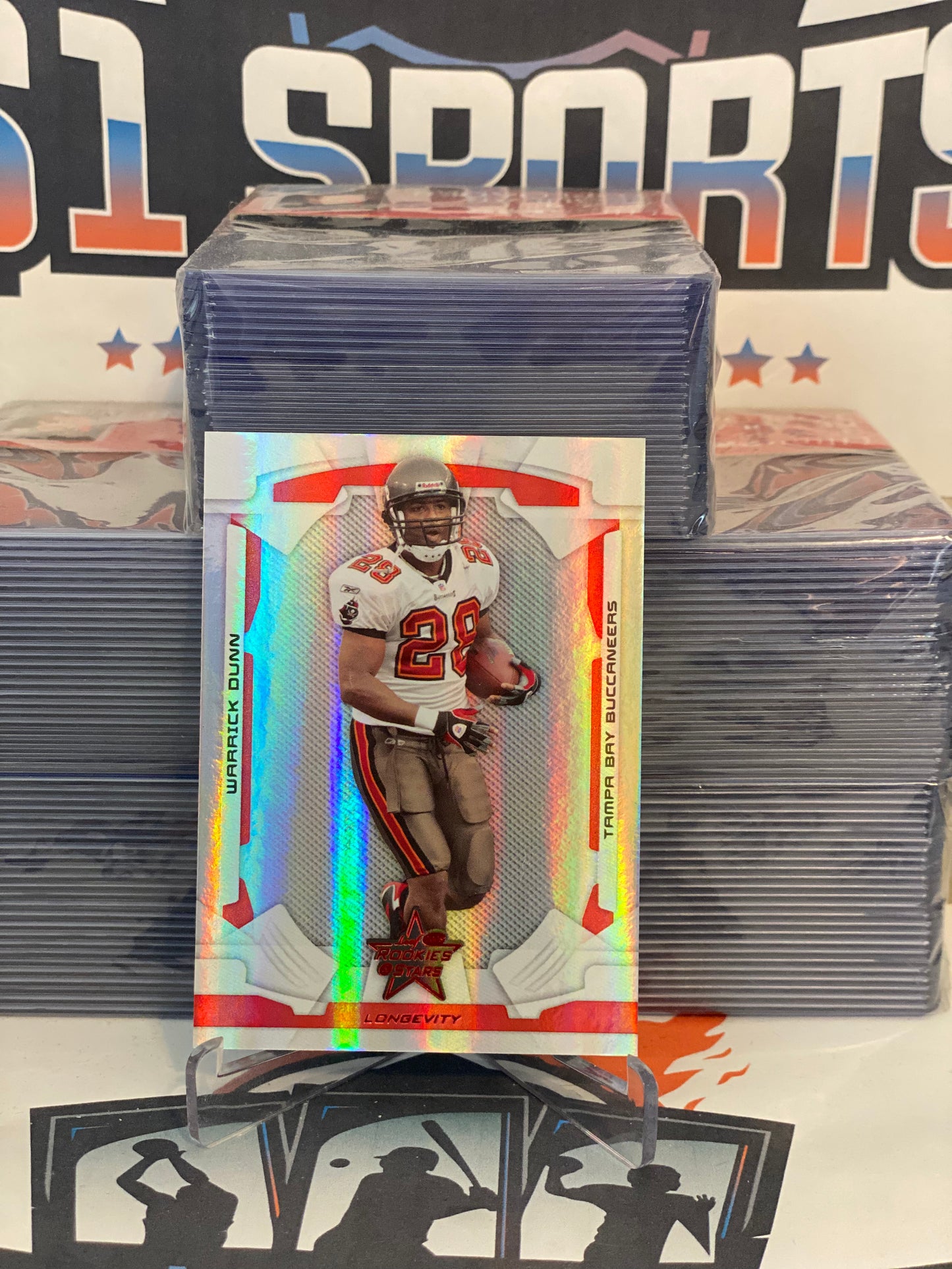 2008 Donruss Playoff (Red, Threads 196/249) Warrick Dunn #91