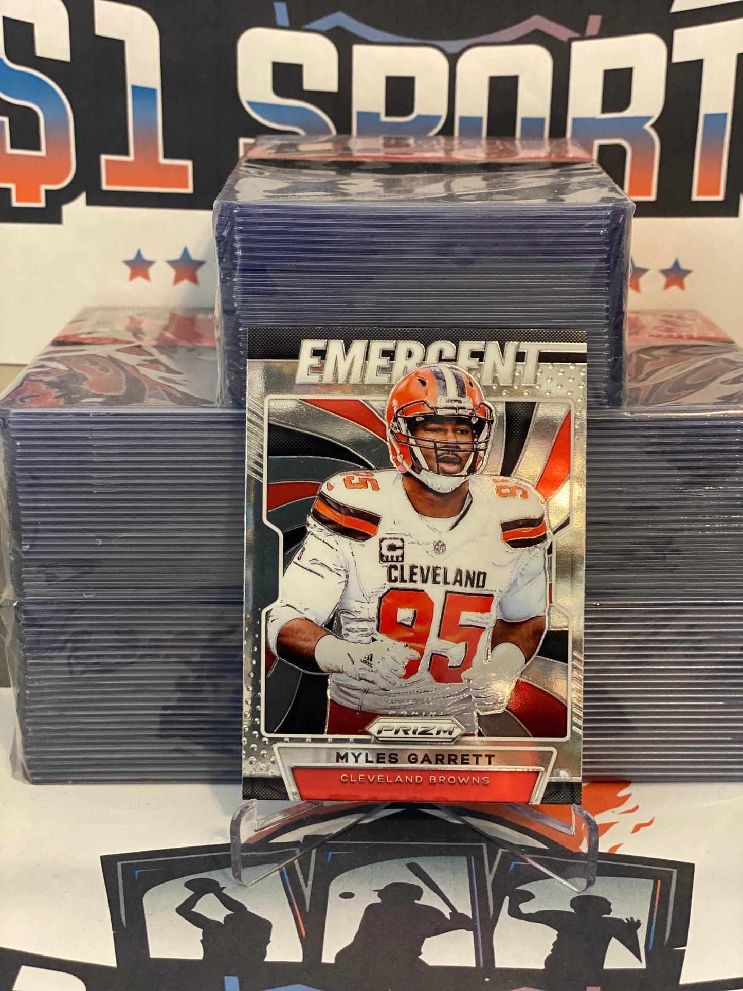 2019 Panini Prizm (Emergent) Myles Garrett #E-MG