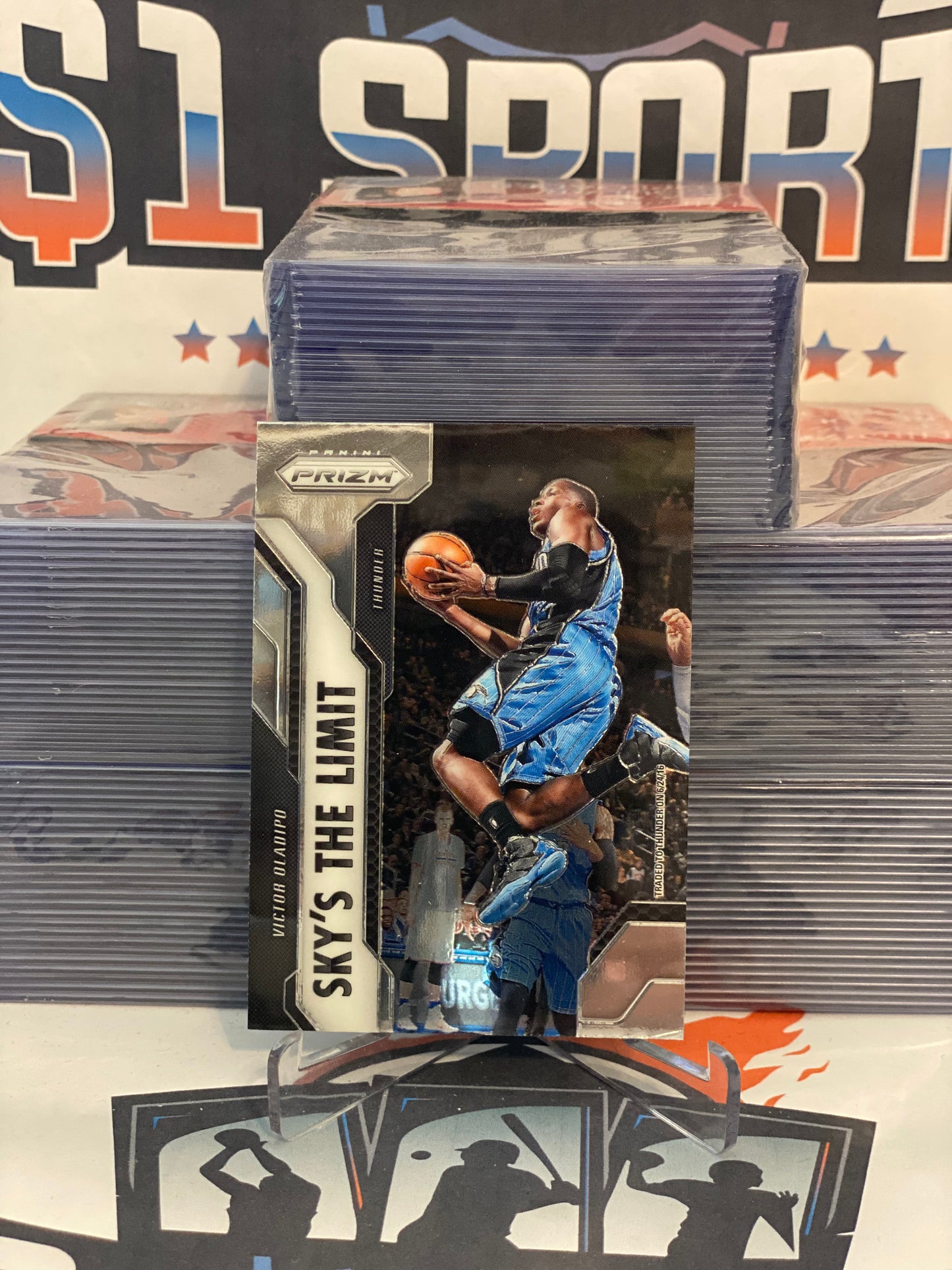 2016 Panini Prizm (Sky's The Limit) Victor Oladipo #17