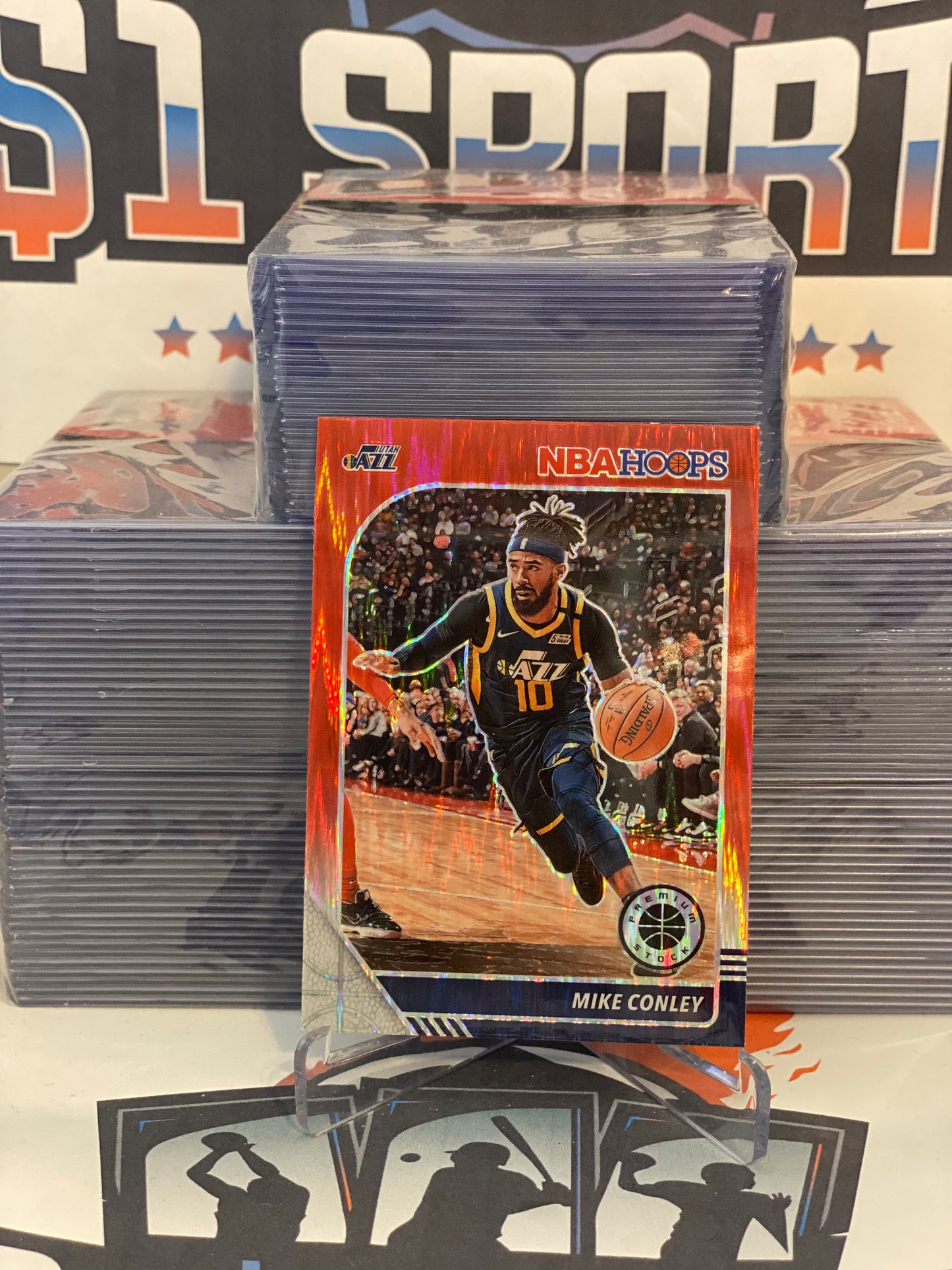 2019 Hoops Premium Stock (Red Flash Prizm) Mike Conley #186