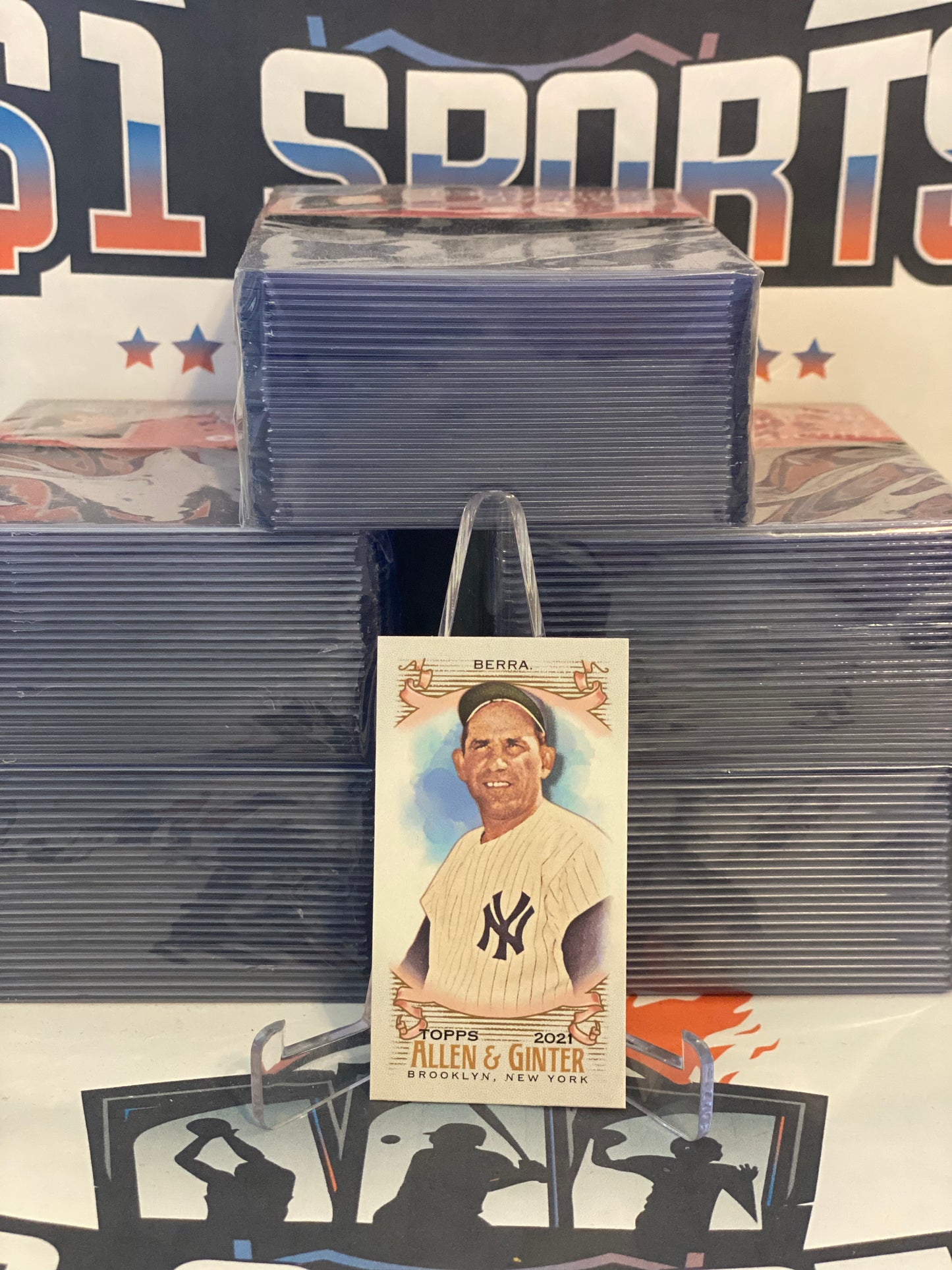 2021 Topps Allen & Ginter (Mini) Yogi Berra #302