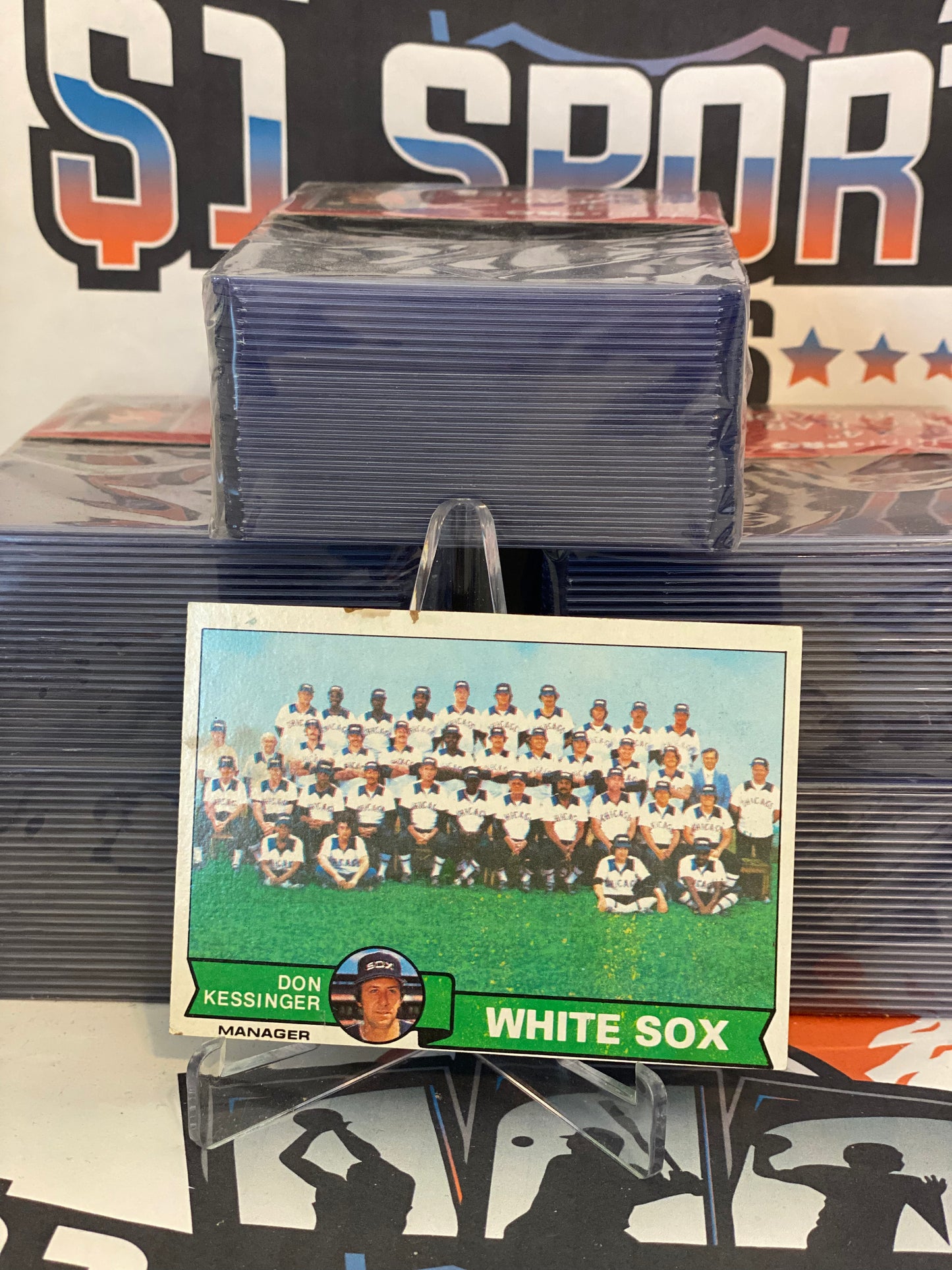 1979 Topps (White Sox Team Card) Chet Lemon, Claudell Washington, Ken Kravec #404