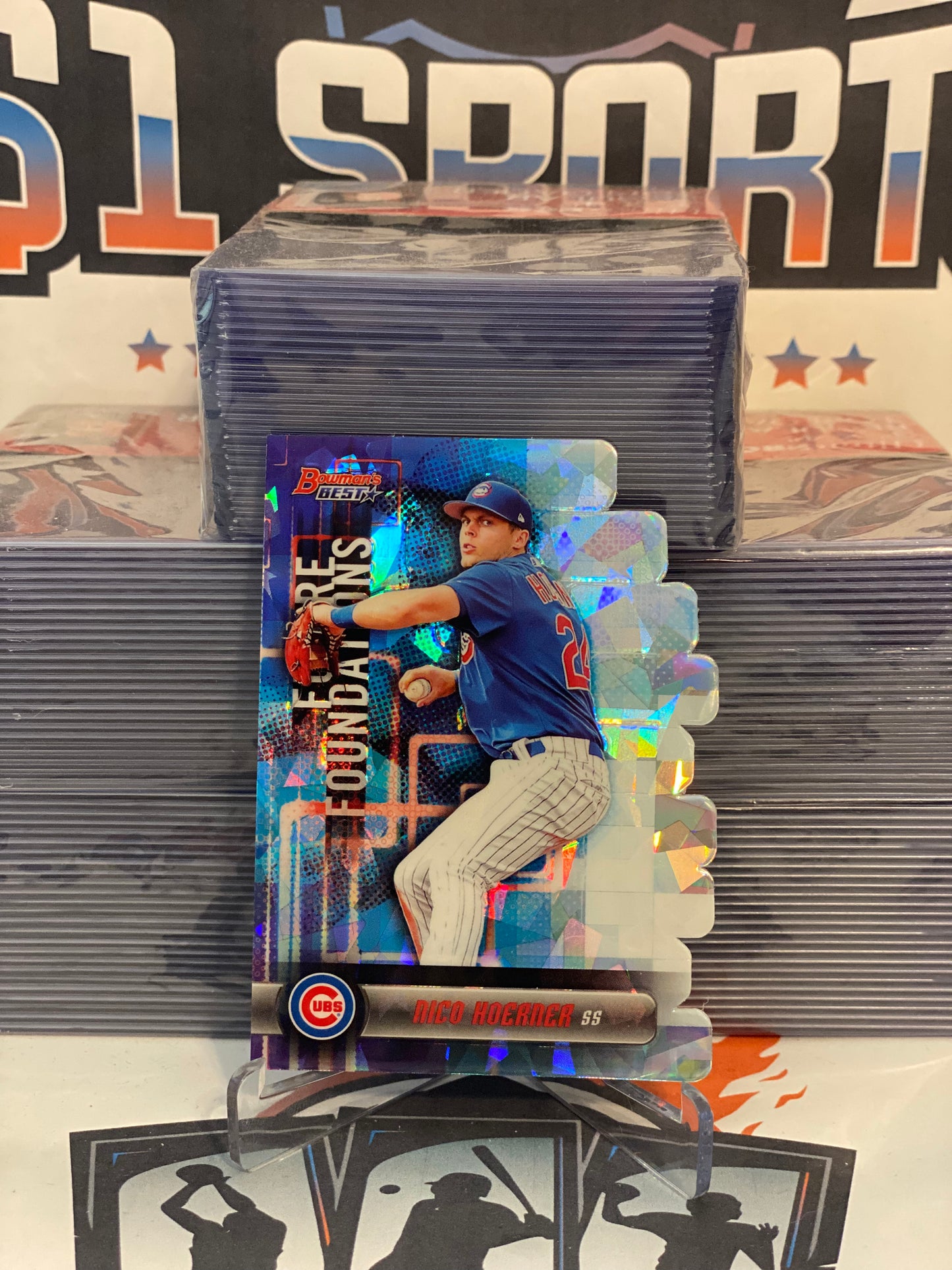 2019 Bowman Chrome (Atomic Refractor, Future Foundations) Nico Hoerner #FF-NH
