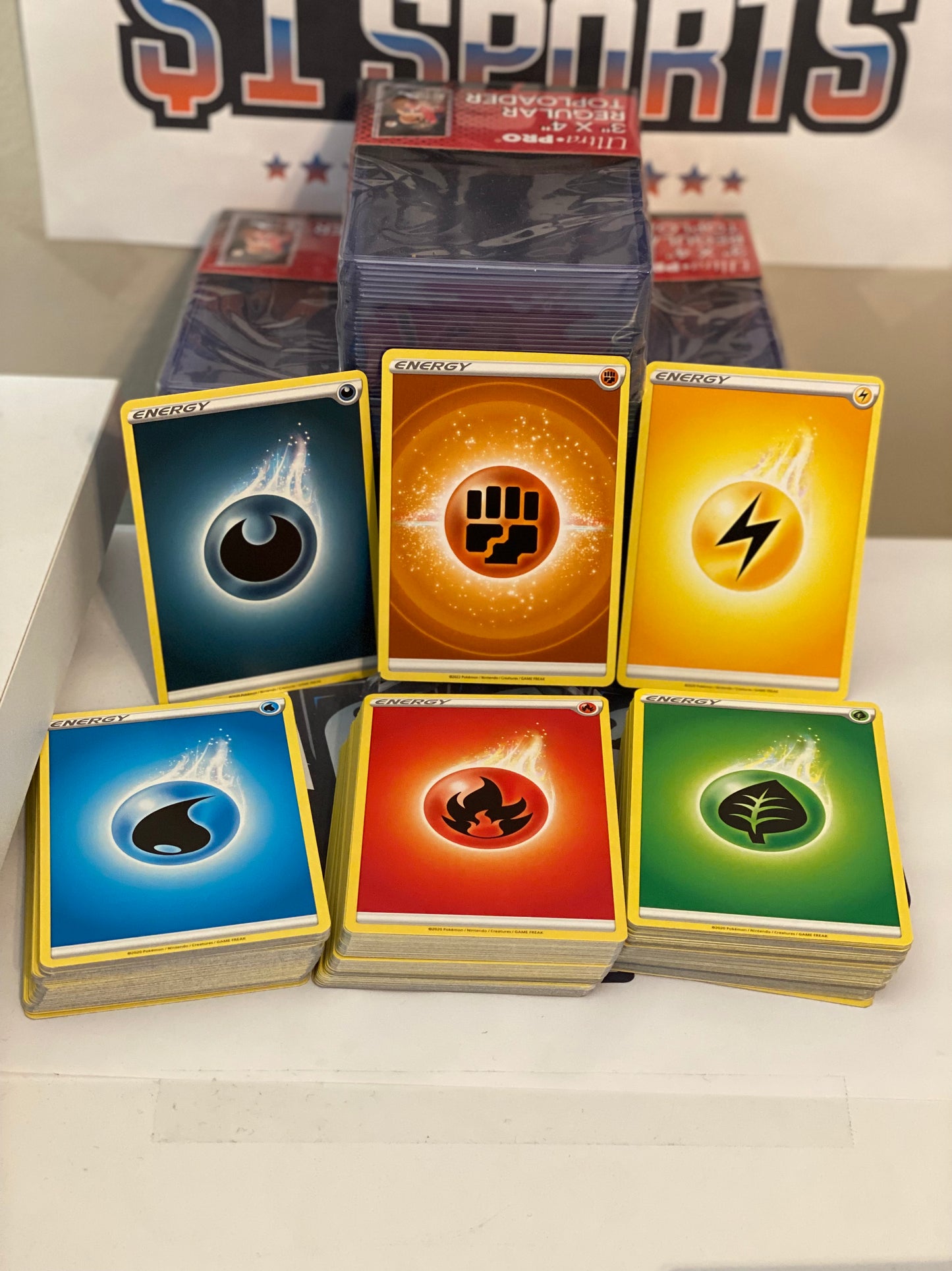 100-Card Pokemon TCG Random Energy Card Mystery Singles