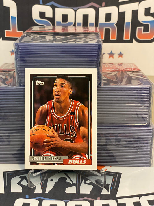 1993 Topps Scottie Pippen #389