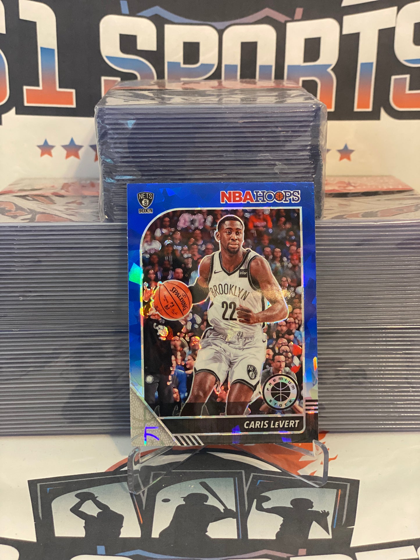 2019 Hoops Premium Stock (Blue Ice Prizm) Caris LeVert #15