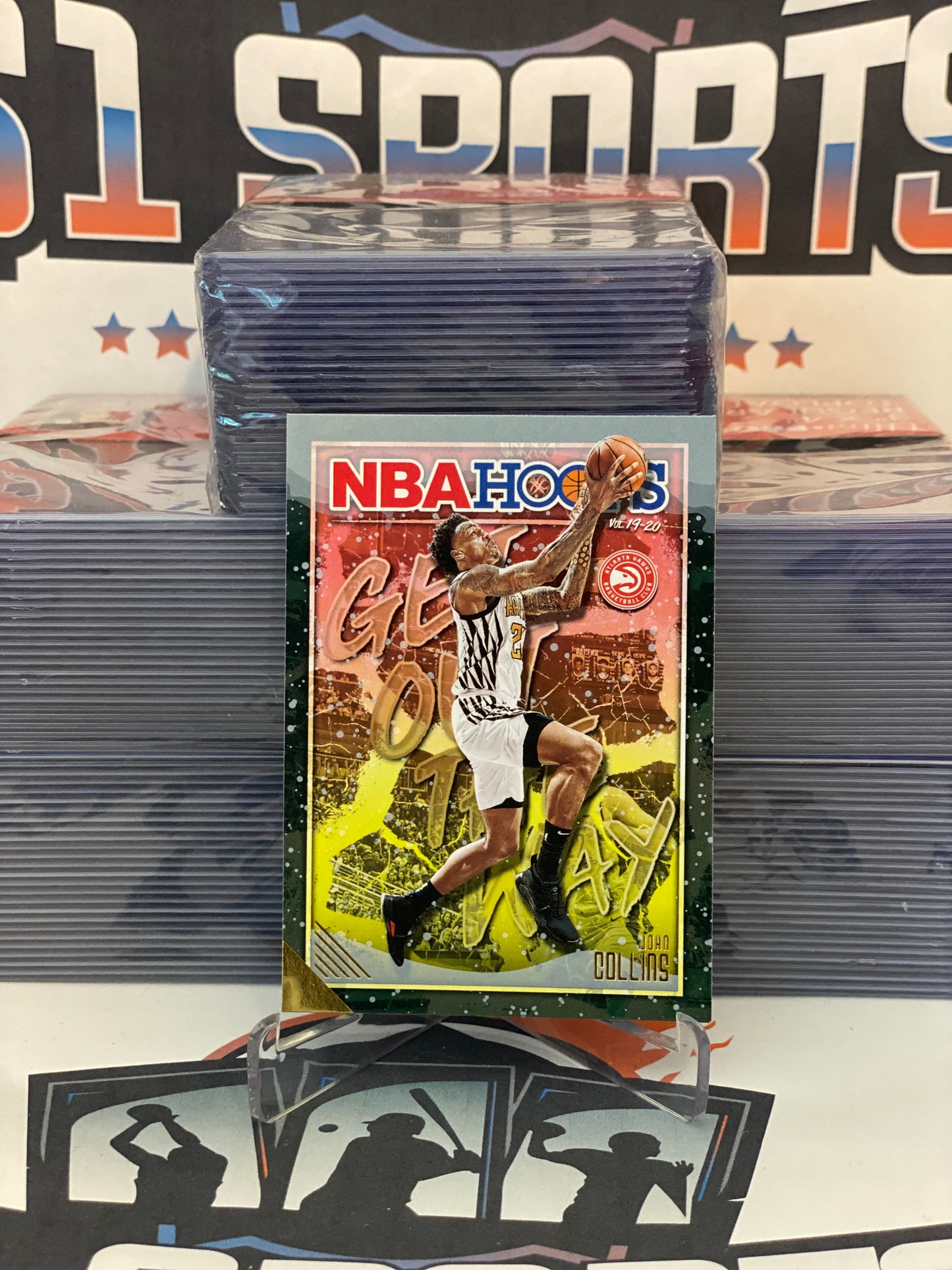 2019 NBA Hoops (Winter, Get Out The Way) John Collins #8