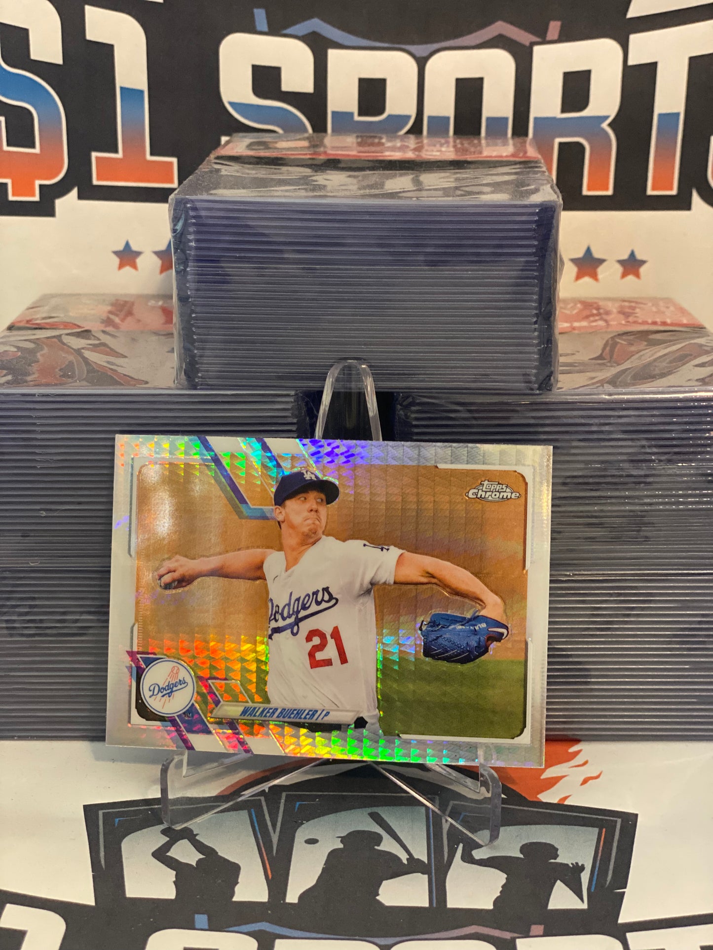 2021 Topps Chrome (Prism Refractor) Walker Buehler #157
