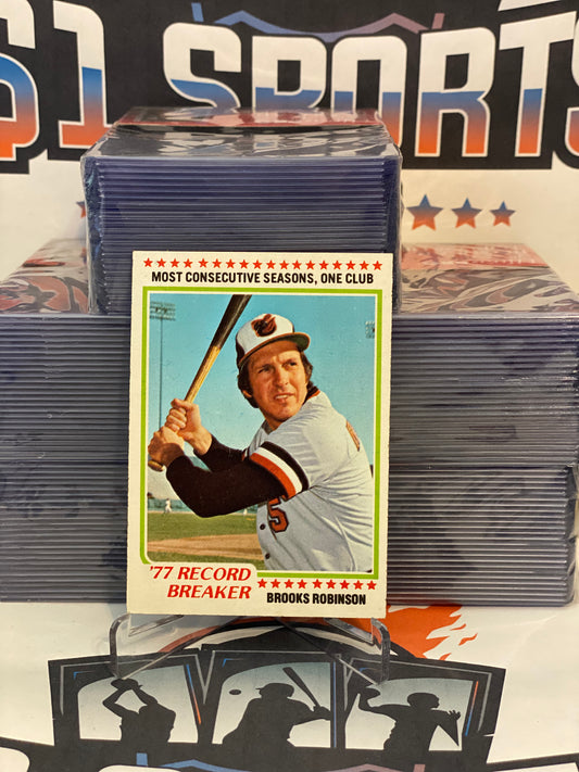 1978 Topps (Most Consecutive Seasons, One Club) Brooks Robinson #4