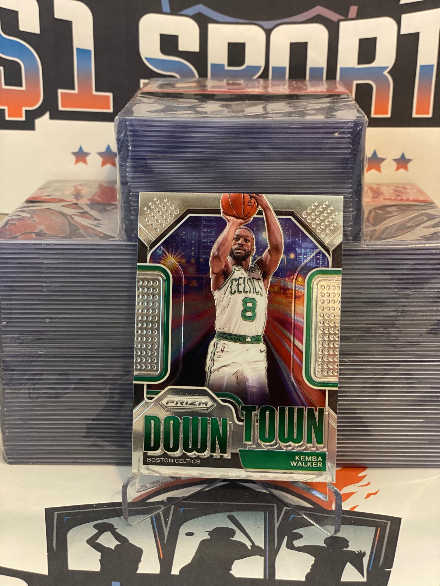 2020 Panini Prizm (Downtown) Kemba Walker #10