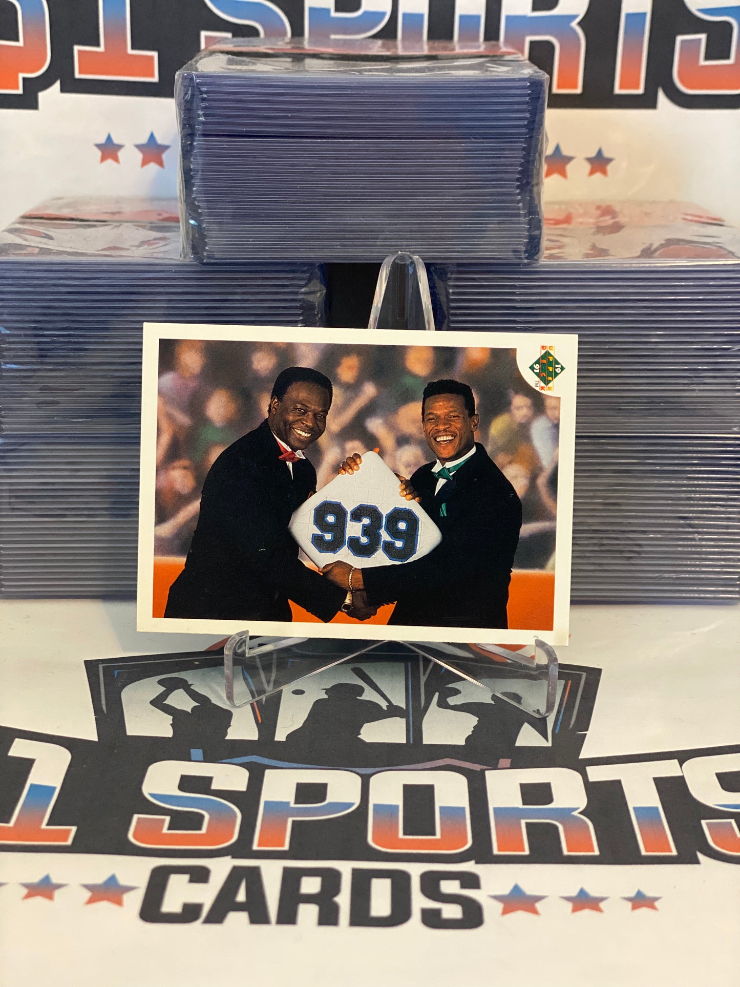 1990 Upper Deck (Stolen Base Leaders, No Date on Base) Rickey Henderson & Lou Brock #636