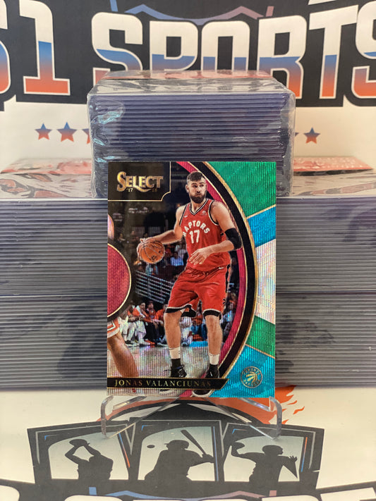 2017 Panini Select (Tri-Color Prizm) Jonas Valanciunas #75