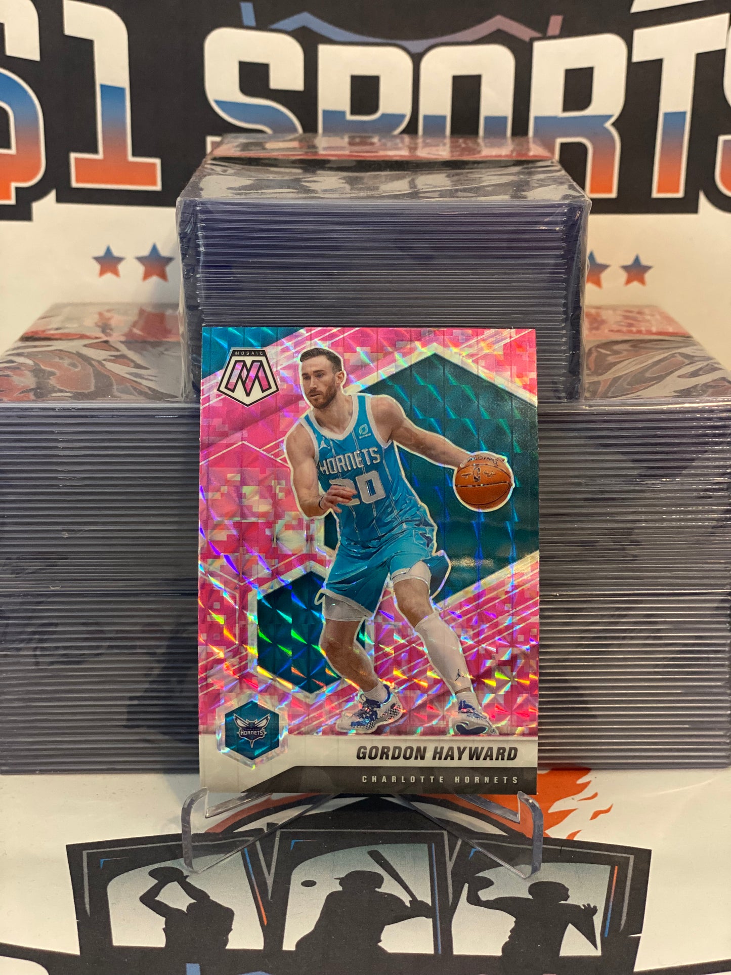 2020 Panini Mosaic (Pink Camo Prizm) Gordon Hayward #126
