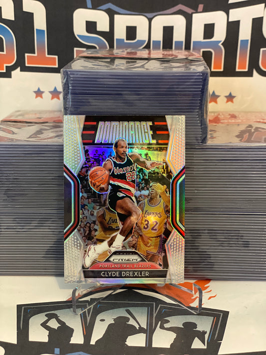 2018 Panini Prizm (Silver Prizm, Dominance) Clyde Drexler #8