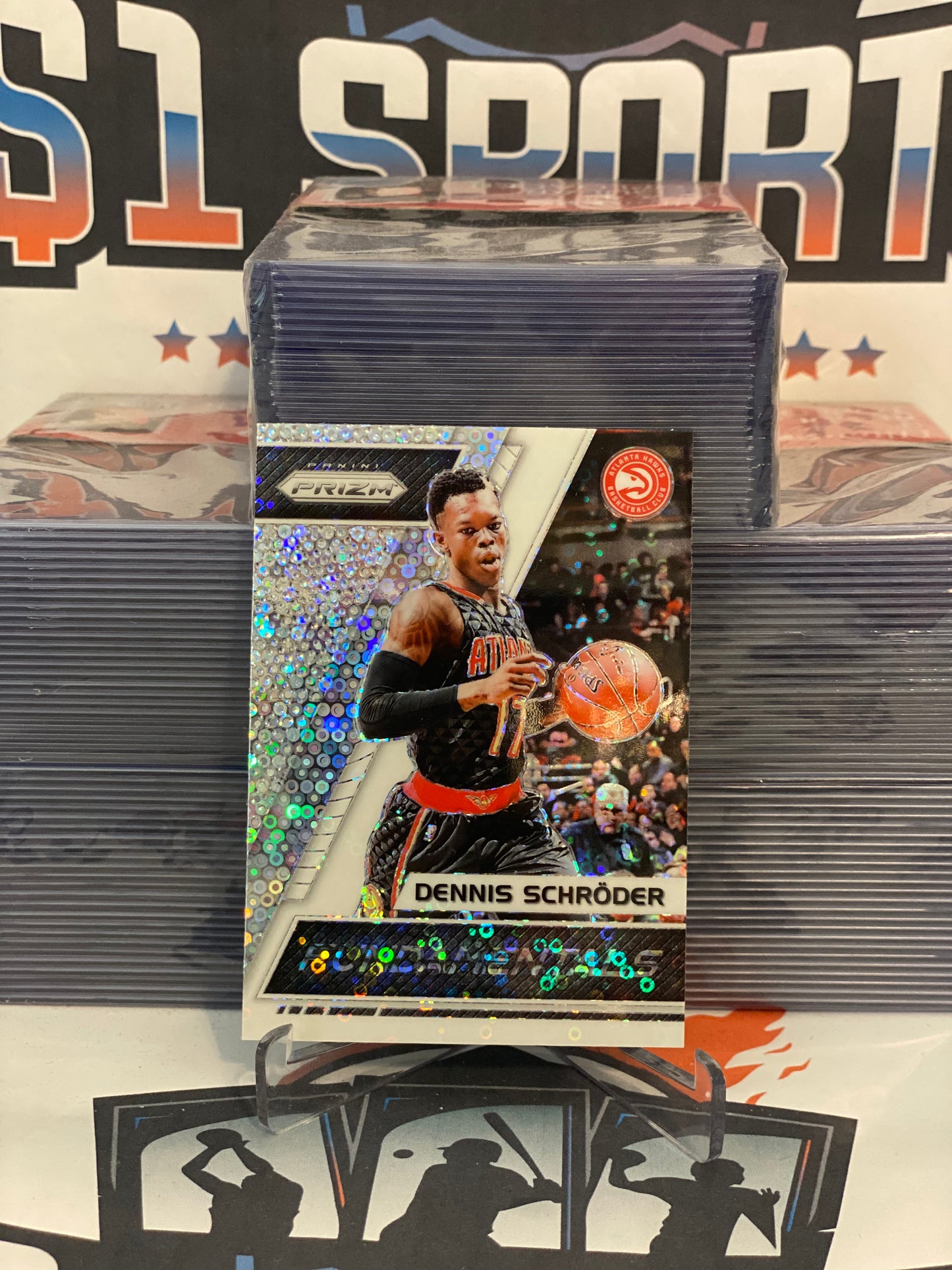 2017 Panini Prizm (Fast Break Prizm, Funamentals) Dennis Schroder #44