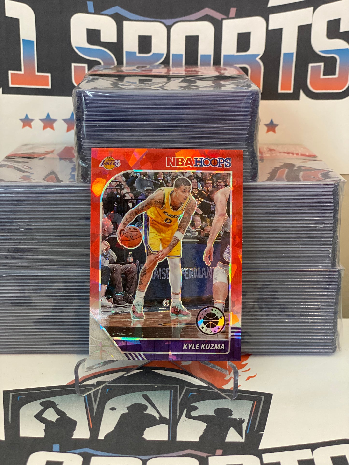2019 Hoops Premium Stock (Red Cracked Ice Prizm) Kyle Kuzma #88