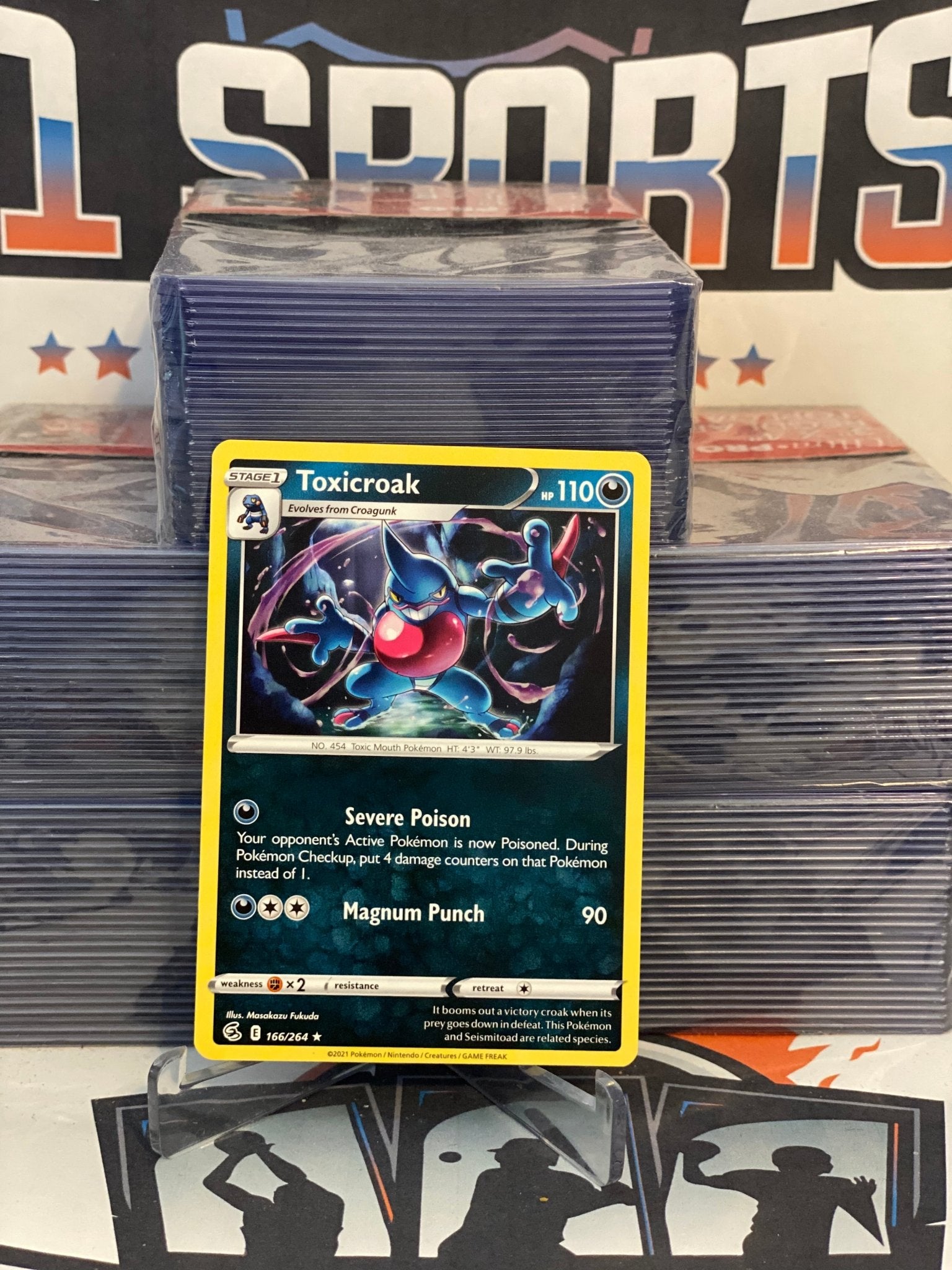 Pokemon TCG: Fusion Strike - Toxicroak (Rare) #166 $1 Sports Cards Pokemon TCG: Fusion Strike - Toxicroak (Rare) #166 $1 Sports Cards