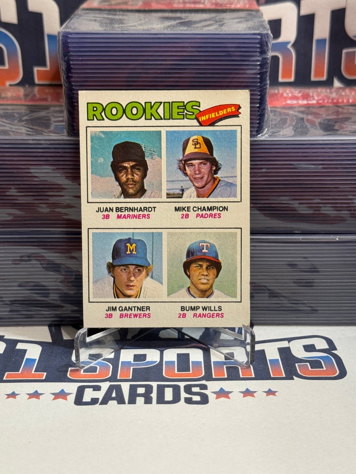 1977 Topps (Rookie Infielders) Bump Wills, Jim Gantner, Mike Champion, Juan Bernhardt #494