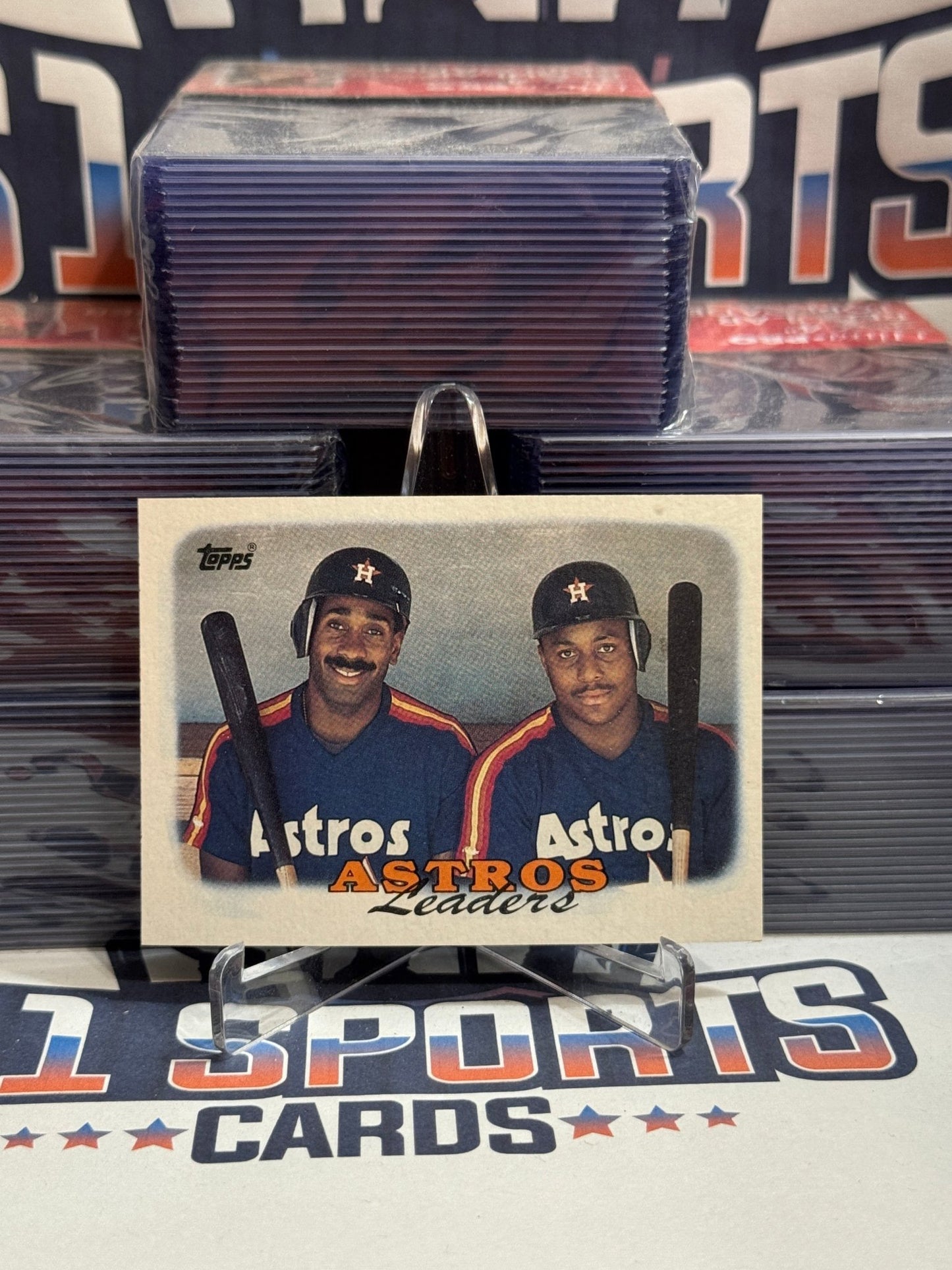 1988 Topps (Astros Team Card) Billy Hatcher & Kevin Baas #291