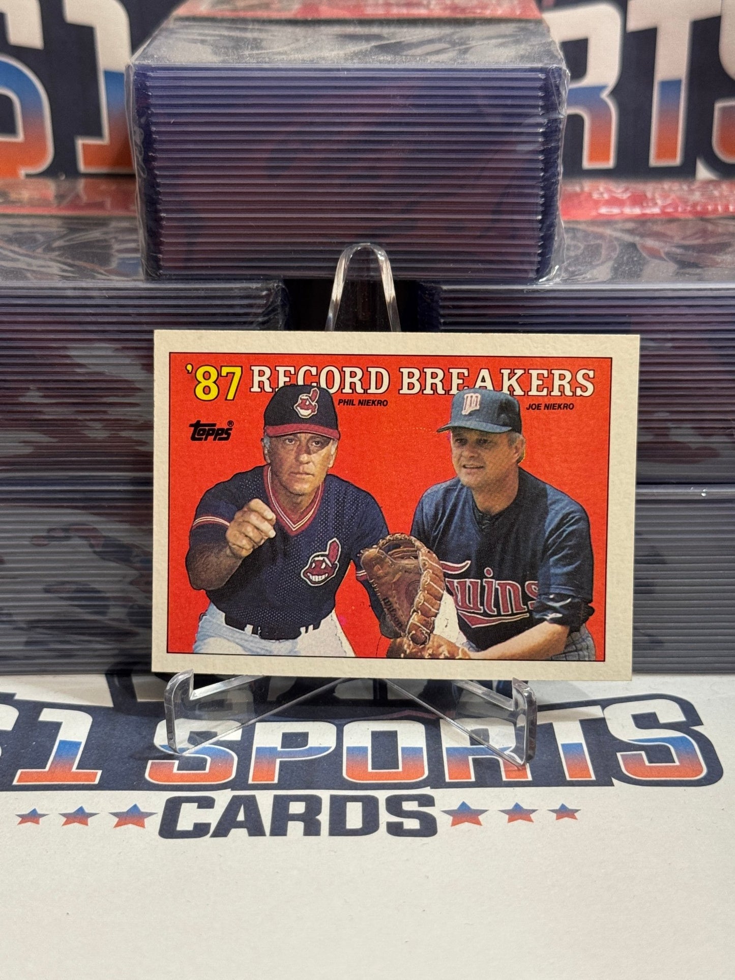 1988 Topps (Record Breakers) Phil & Joe Niekro #5