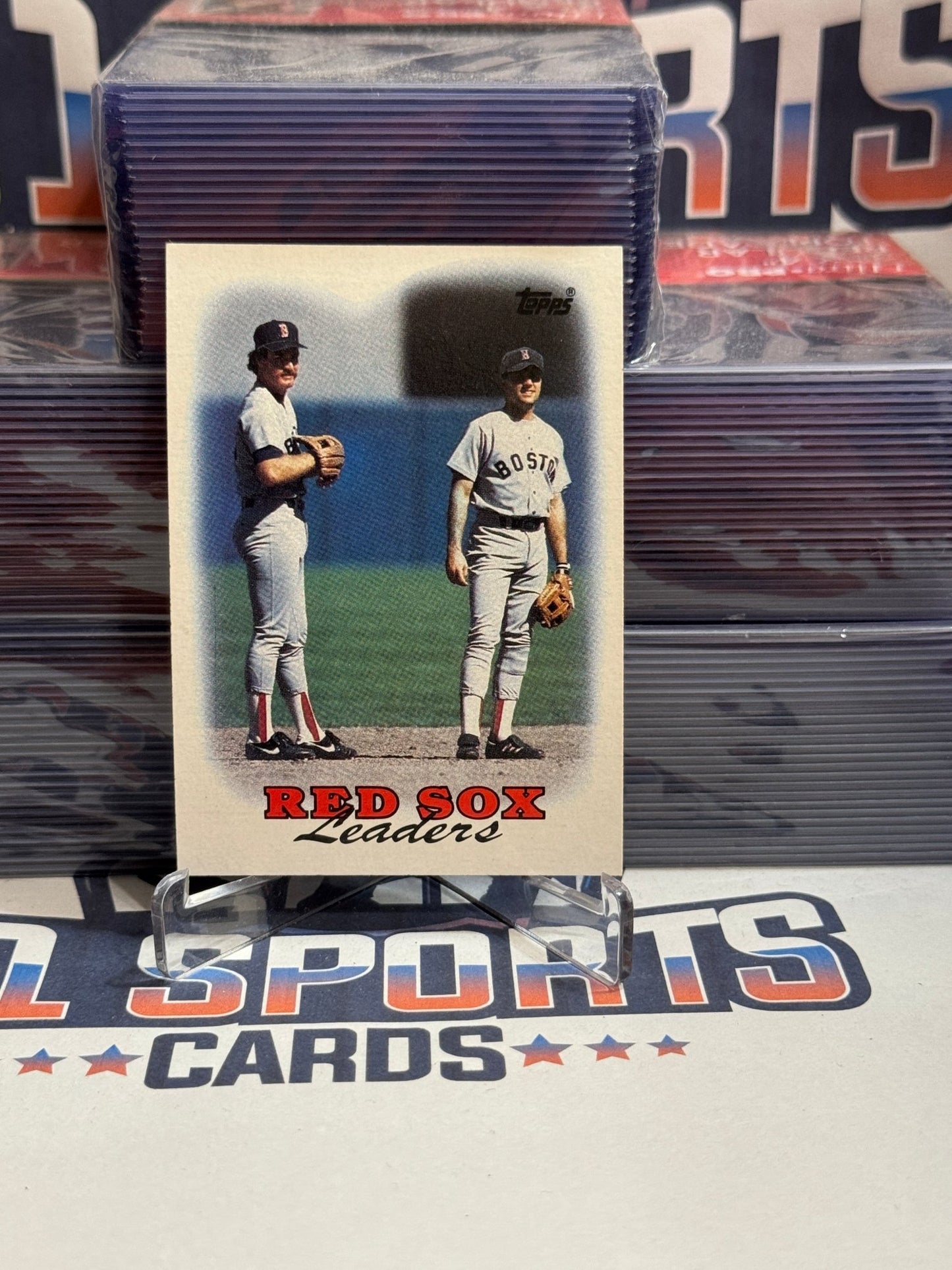 1988 Topps (Red Sox Team Card) Wade Boggs & Spike Owen #21