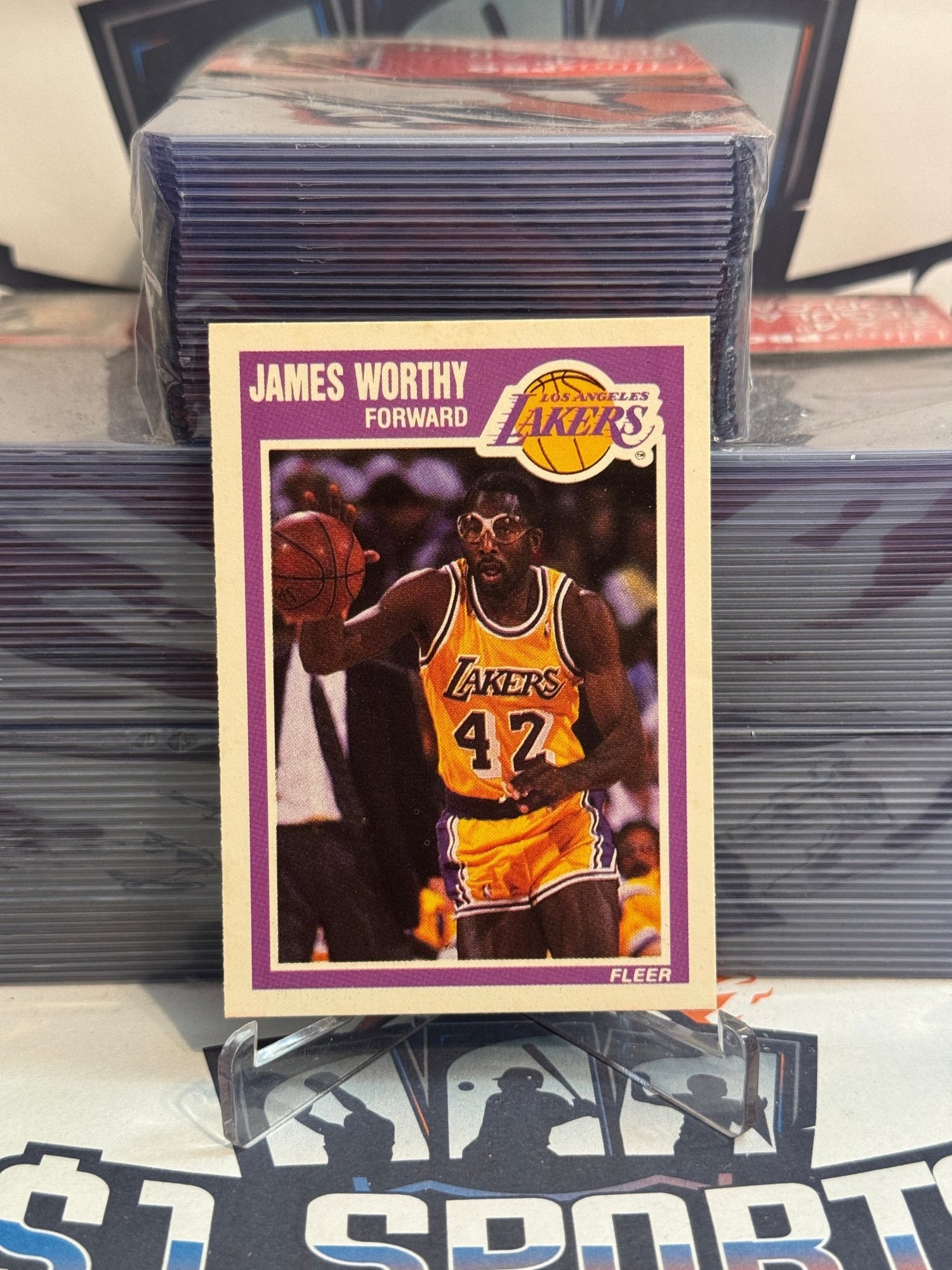 1989 Fleer James Worthy #80