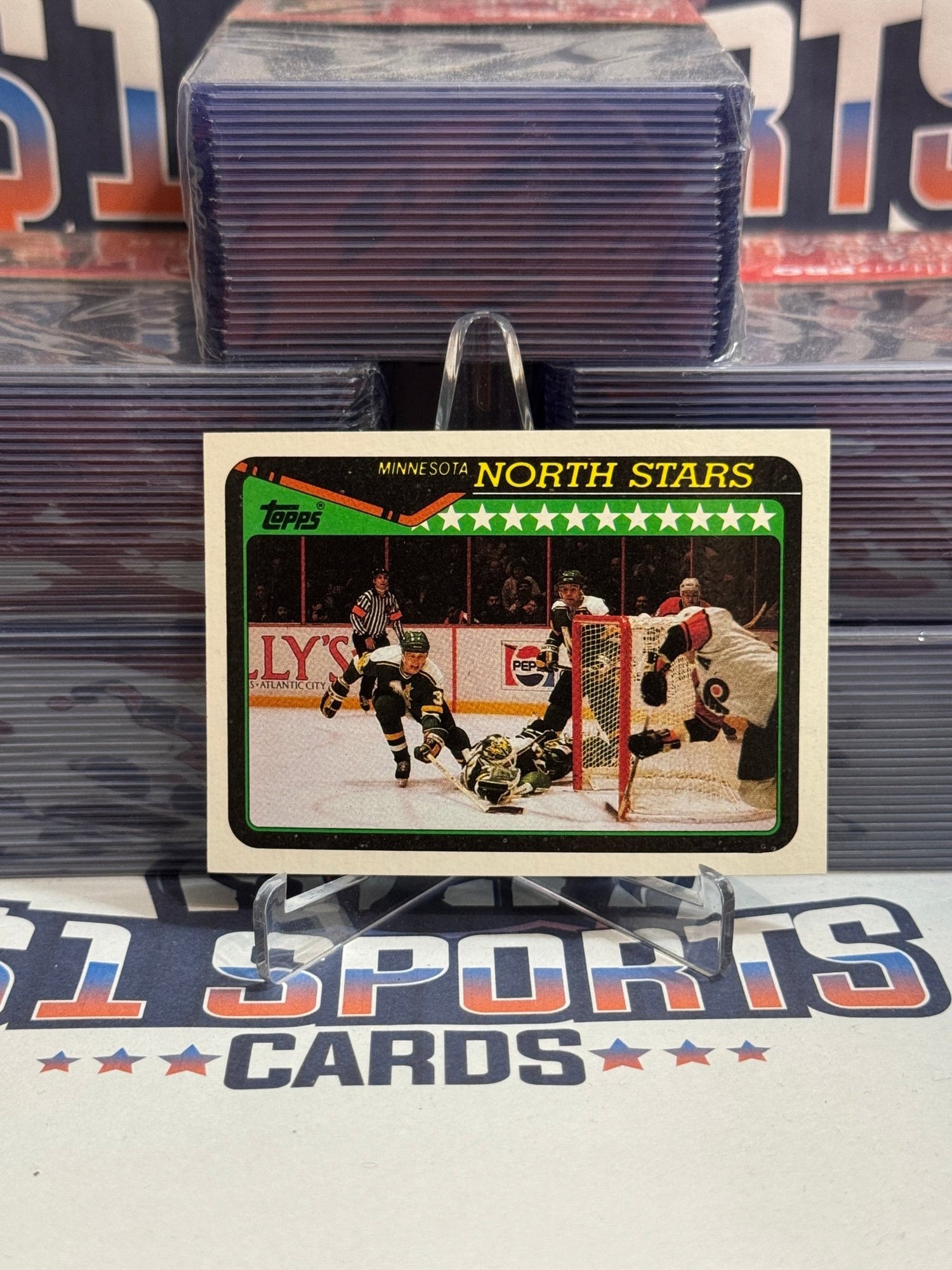 1990 Topps North Stars Team Card #305