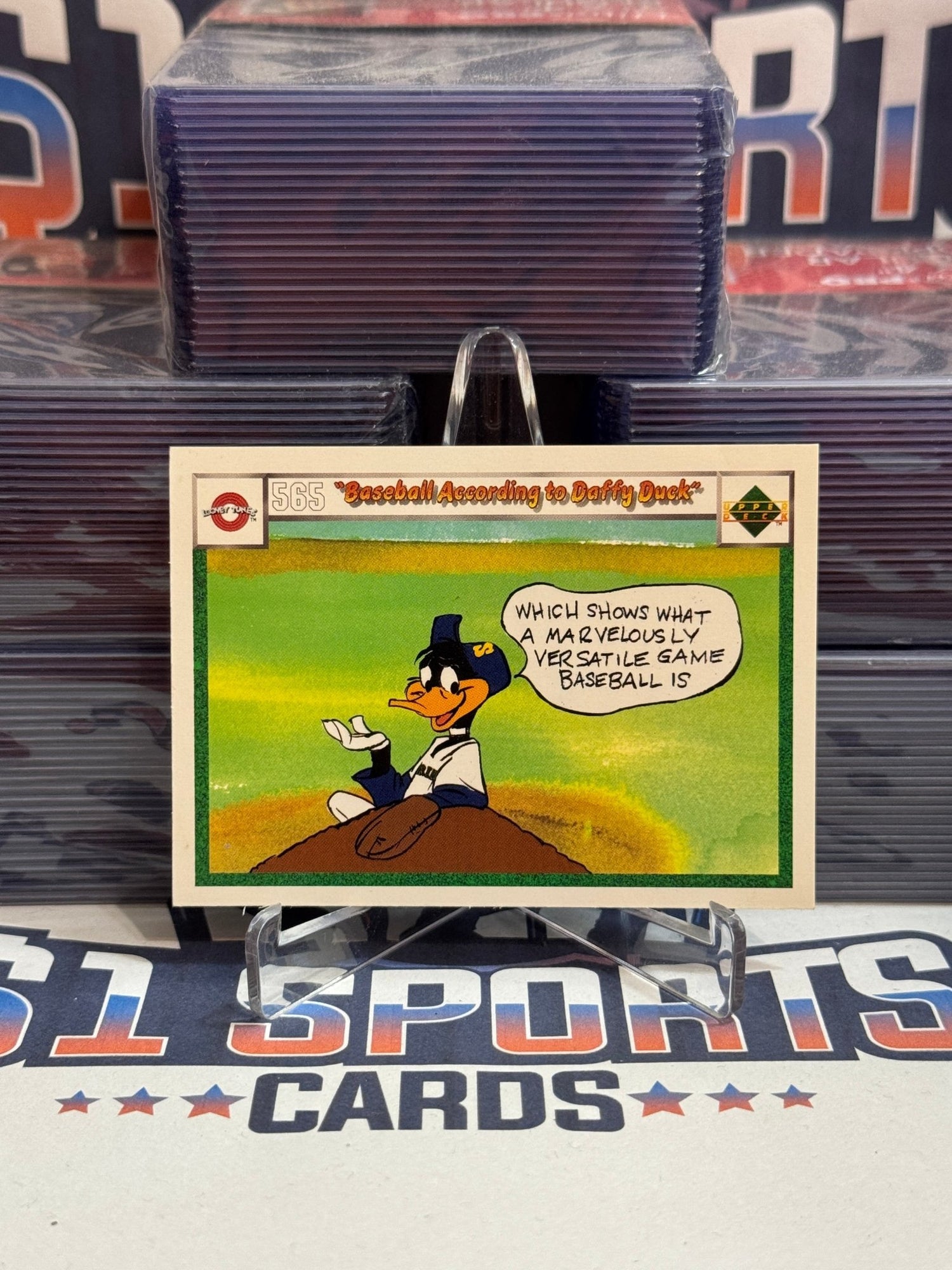 1990 Upper Deck Looney Tunes Comic Ball Daffy Duck #565