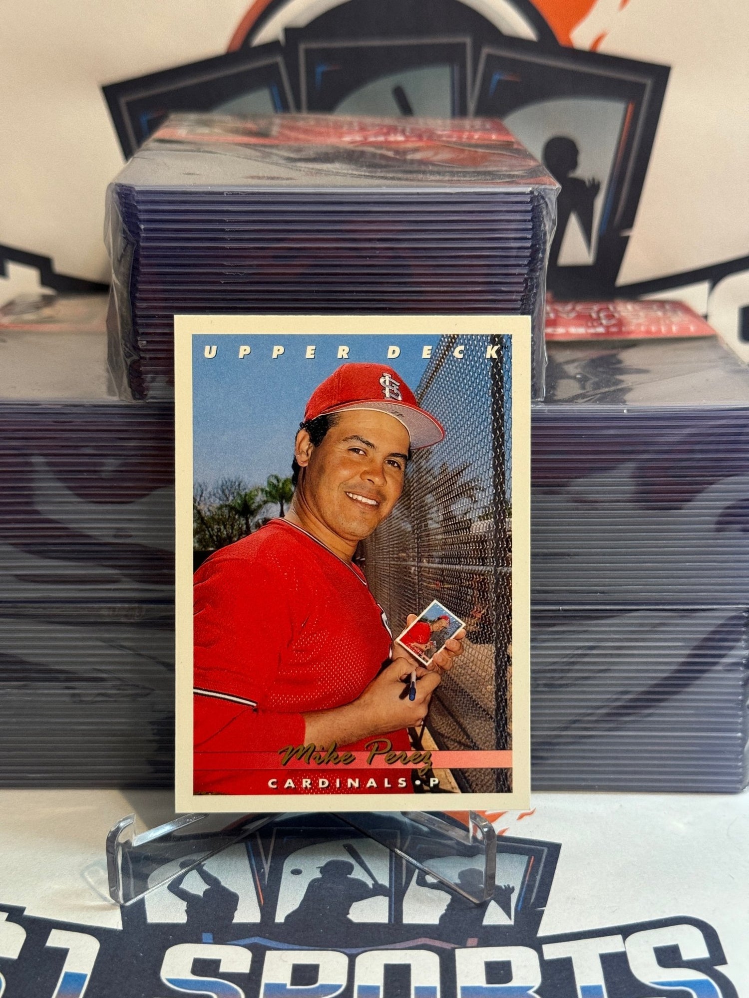 1993 Upper Deck (Iconic) Mike Perez #204