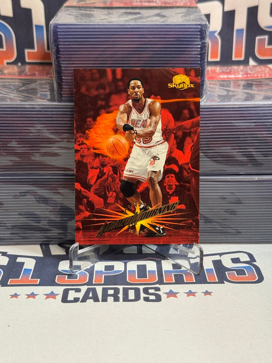1995 Skybox Alonzo Mourning #182
