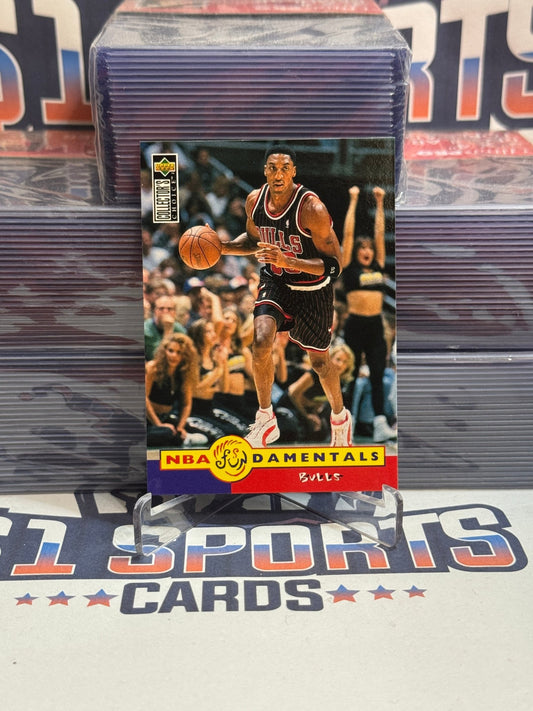 1995 Upper Deck Collector's Choice (NBA Fundamentals) Scottie Pippen #169