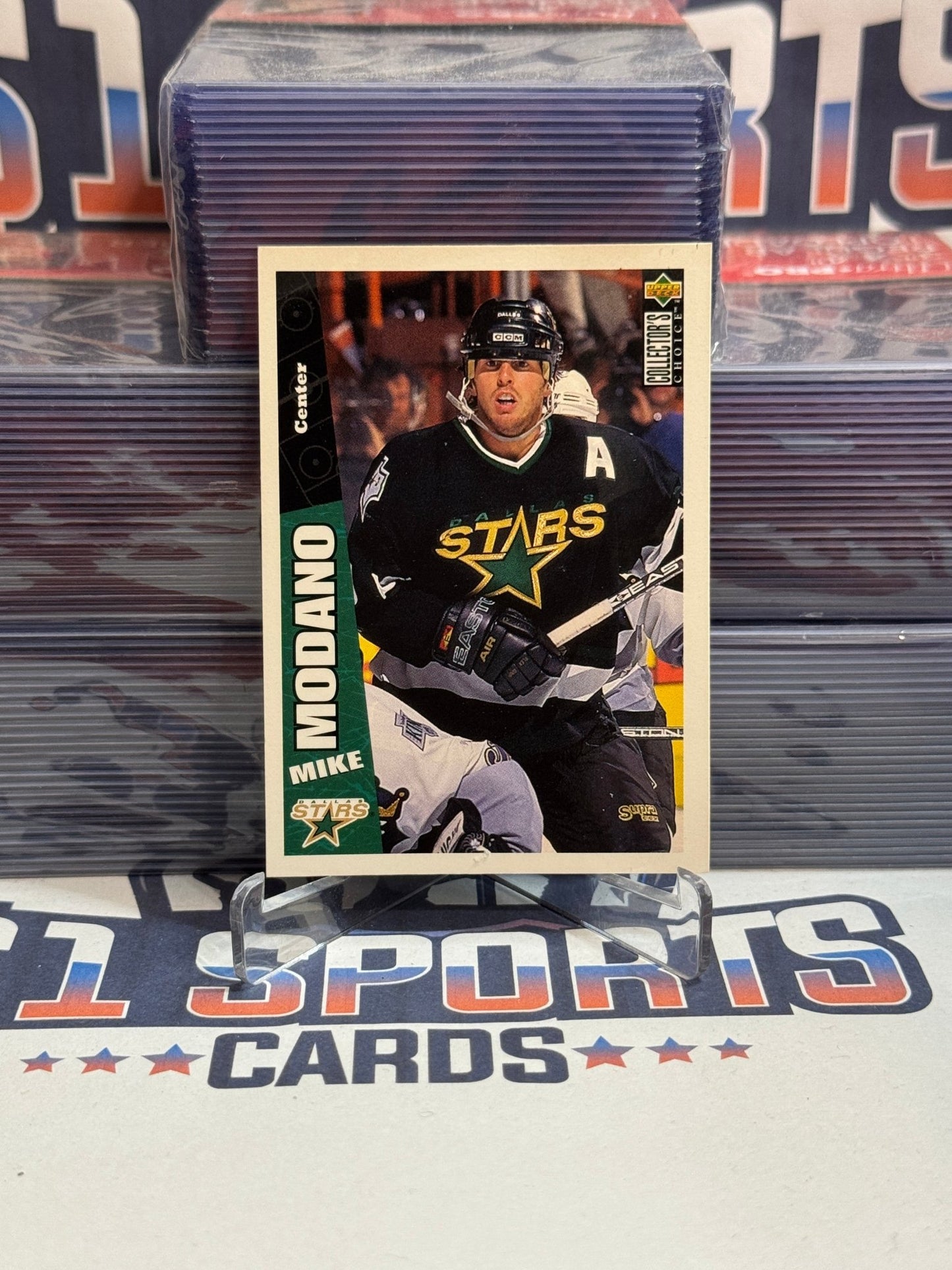 1996 Upper Deck Collector's Choice Mike Modano #69