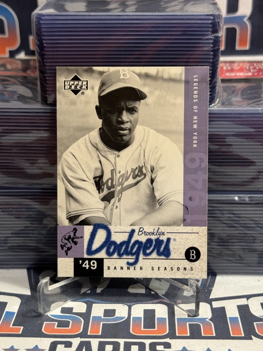 2001 Upper Deck Legends of New York (Banner Seasons - Felt) Jackie Robinson #26