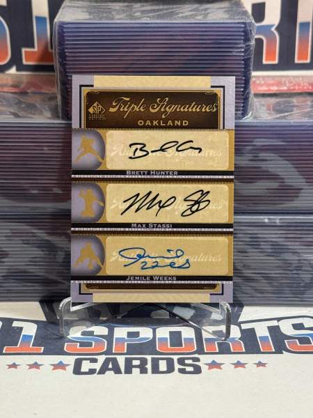 2012 Upper Deck SP Edition (Triple Signatures Oakland Athletics) Brett Hunter, Max Stassi, Jemile Weeks OAK18