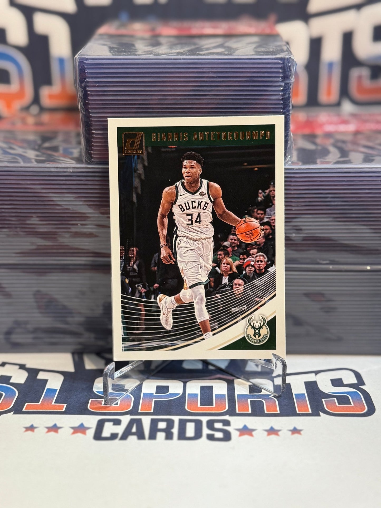 2018 Donruss Giannis Antetokounmpo #85