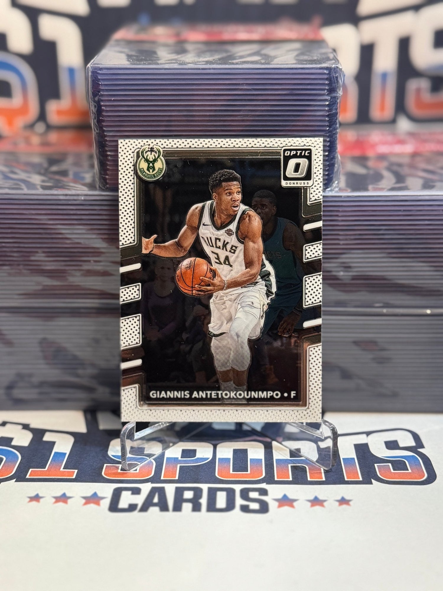 2018 Donruss Optic Giannis Antetokounmpo #81