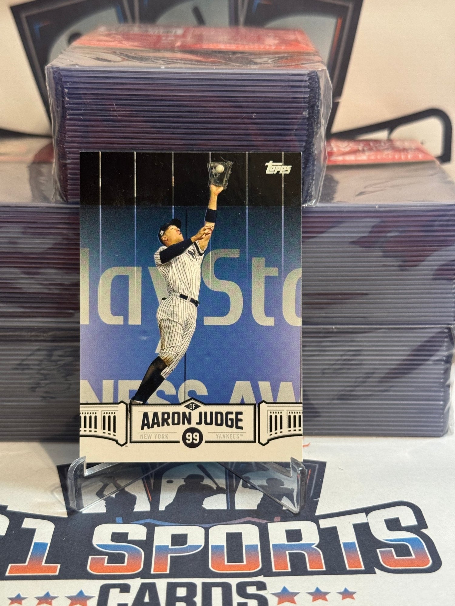 2018 Topps (Aaron Judge Collection) Aaron Judge #AJ - 27