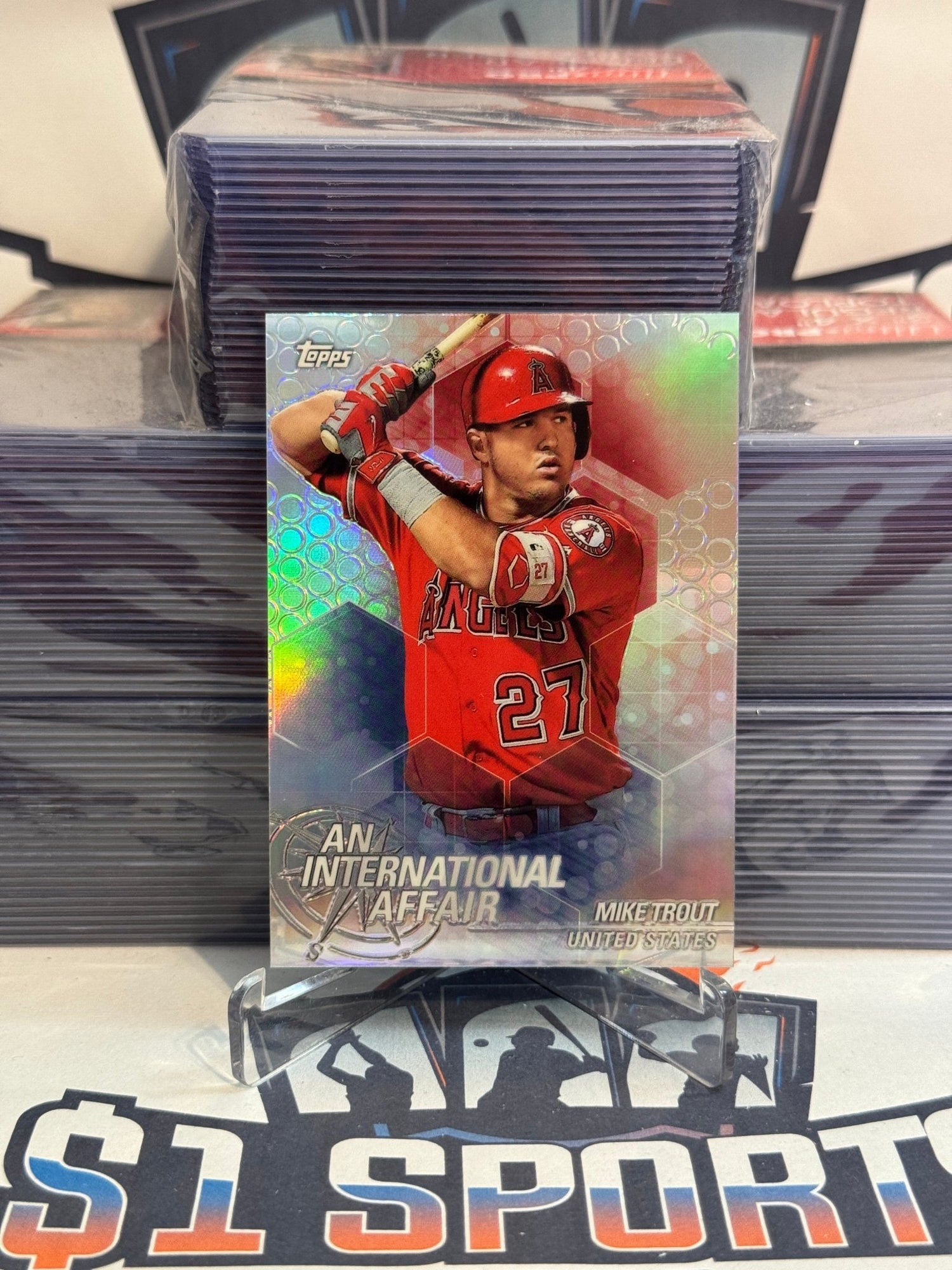 2018 Tops Chrome (An International Affair) Mike Trout #IA - MT