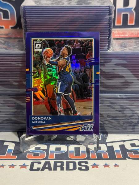 2020 Donruss Optic (Purple Prizm) Donovan Mitchell 30