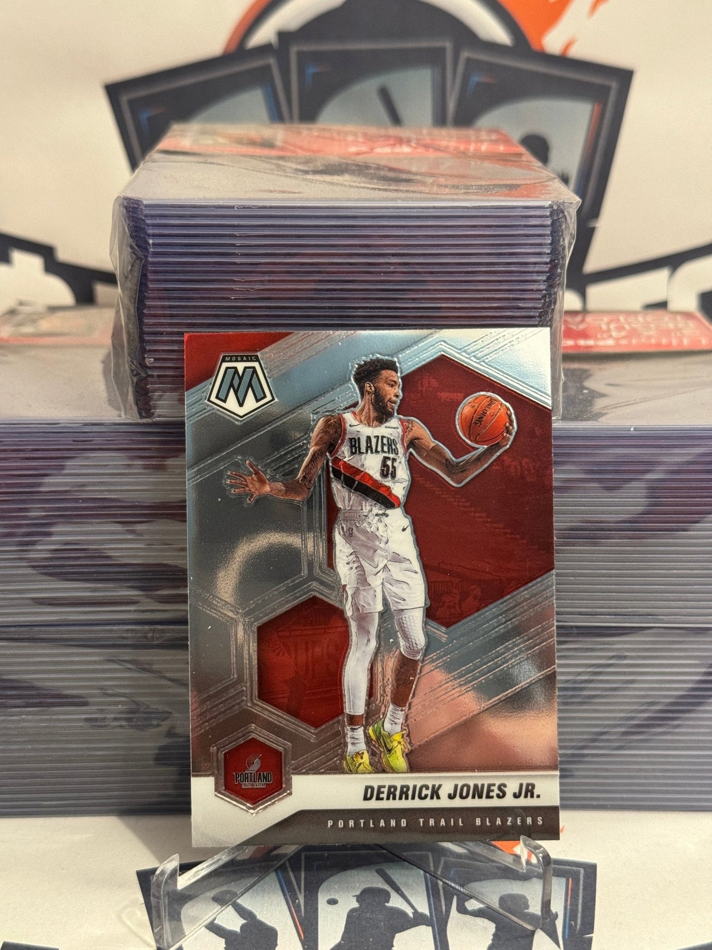 2020 Panini Mosaic Derrick Jones Jr. #31