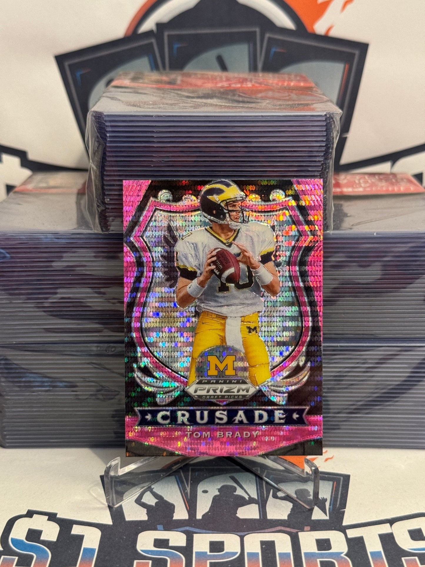 2020 Panini Prizm Draft Picks (Pink Pulsar Prizm, Crusade) Tom Brady #100