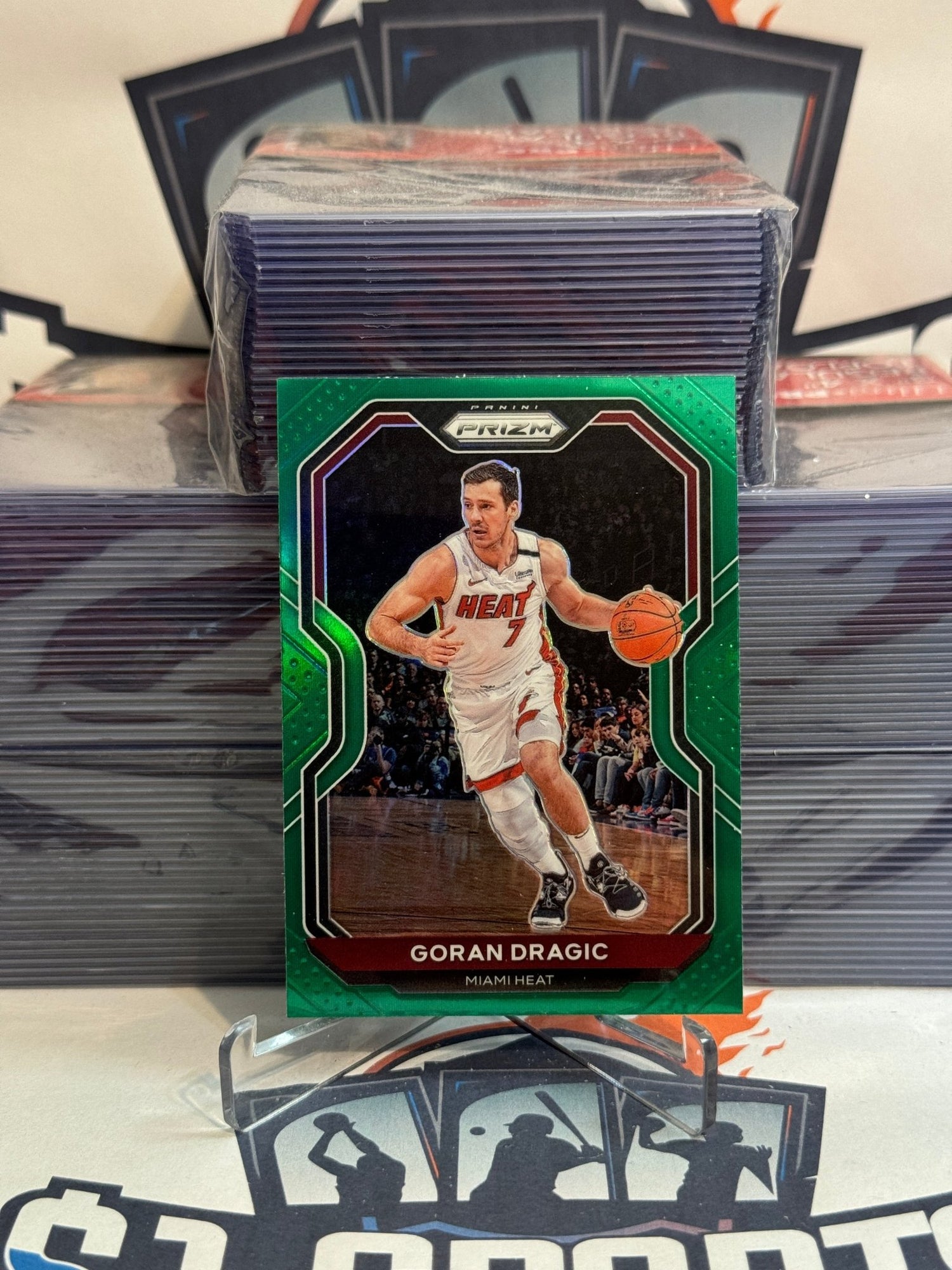 2020 Panini Prizm (Green Prizm) Goran Dragic #179